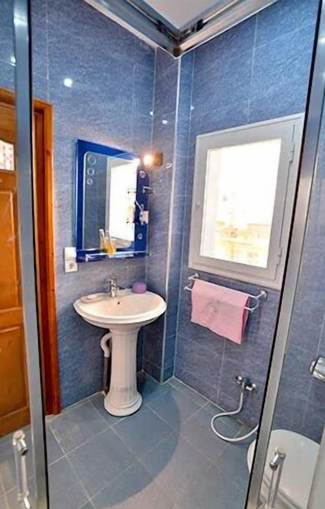 Hotel El Menzah Kazi