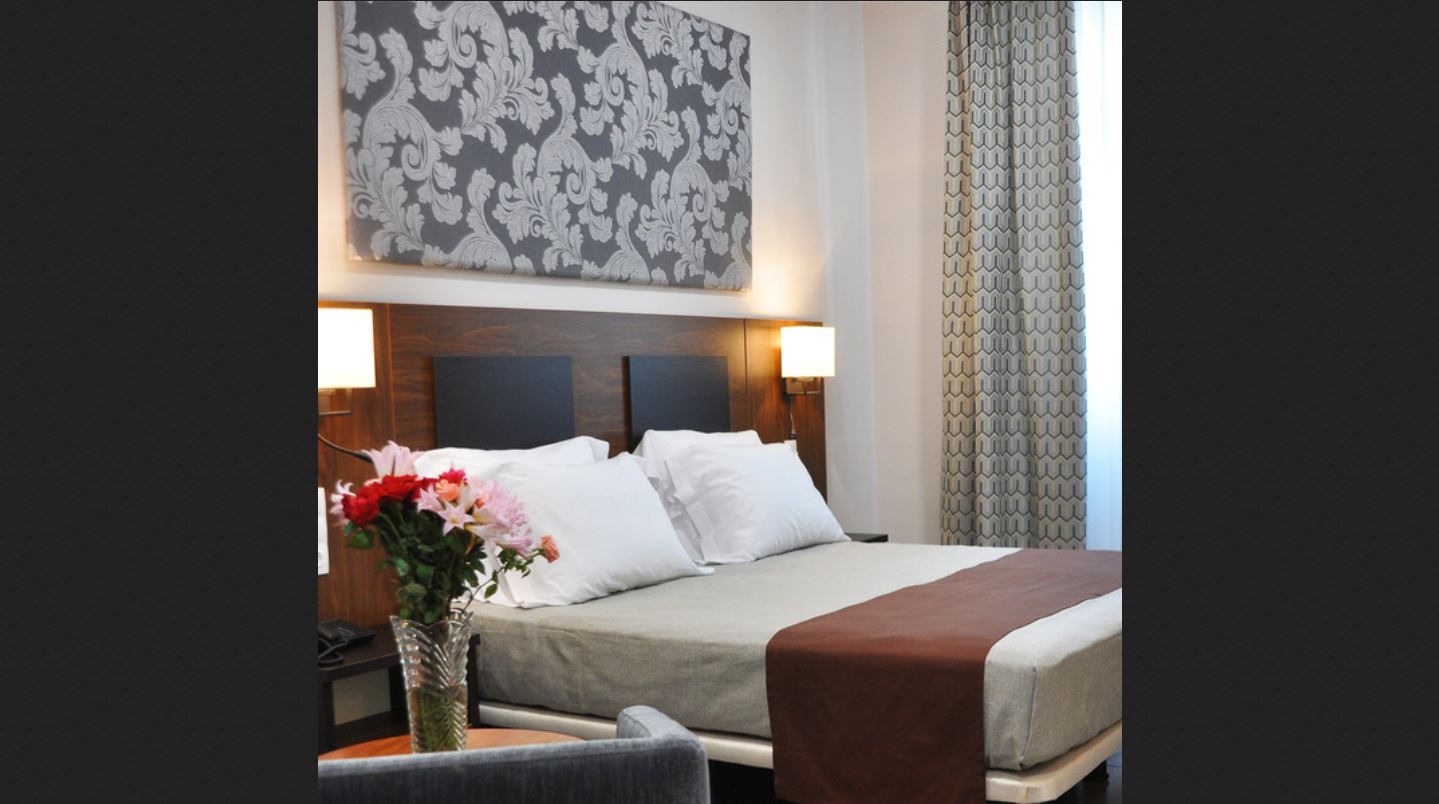 City Hotel