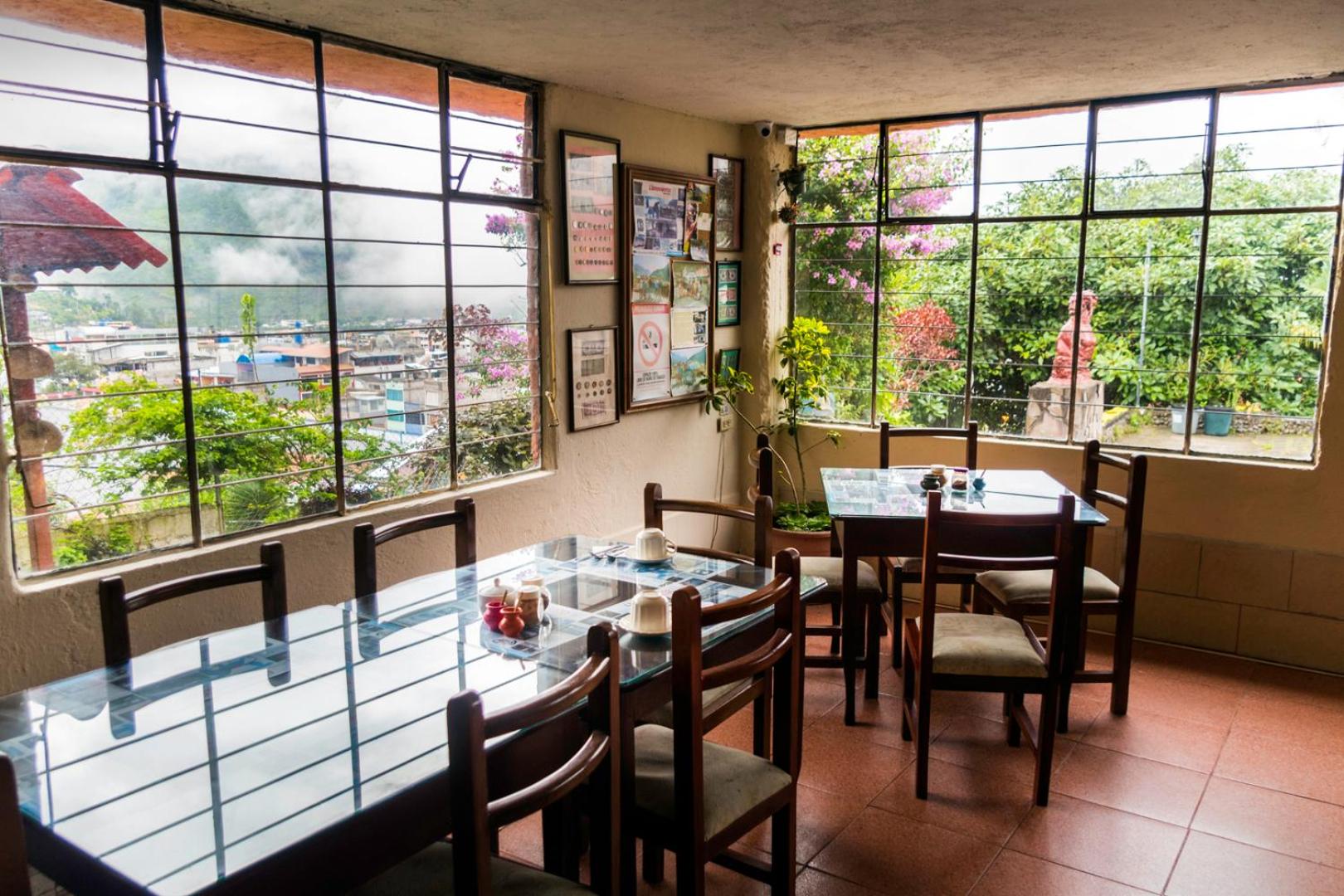 Hostal Llanovientos