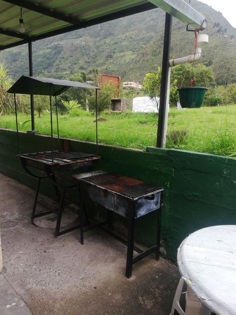 Montano Camping & Hostel