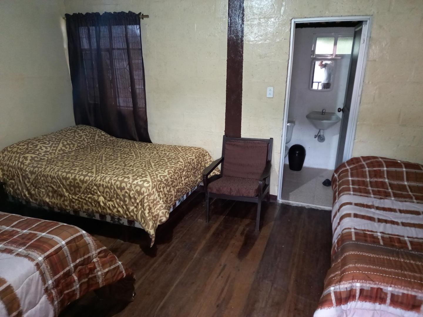 Montano Camping & Hostel