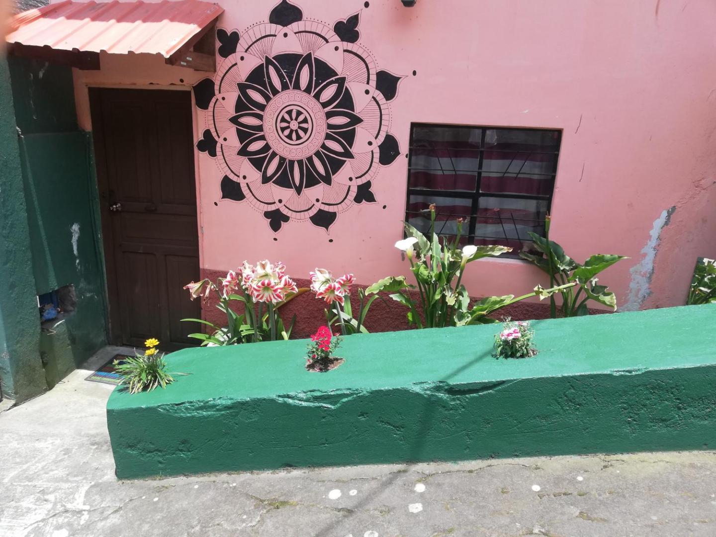 Montano Camping & Hostel
