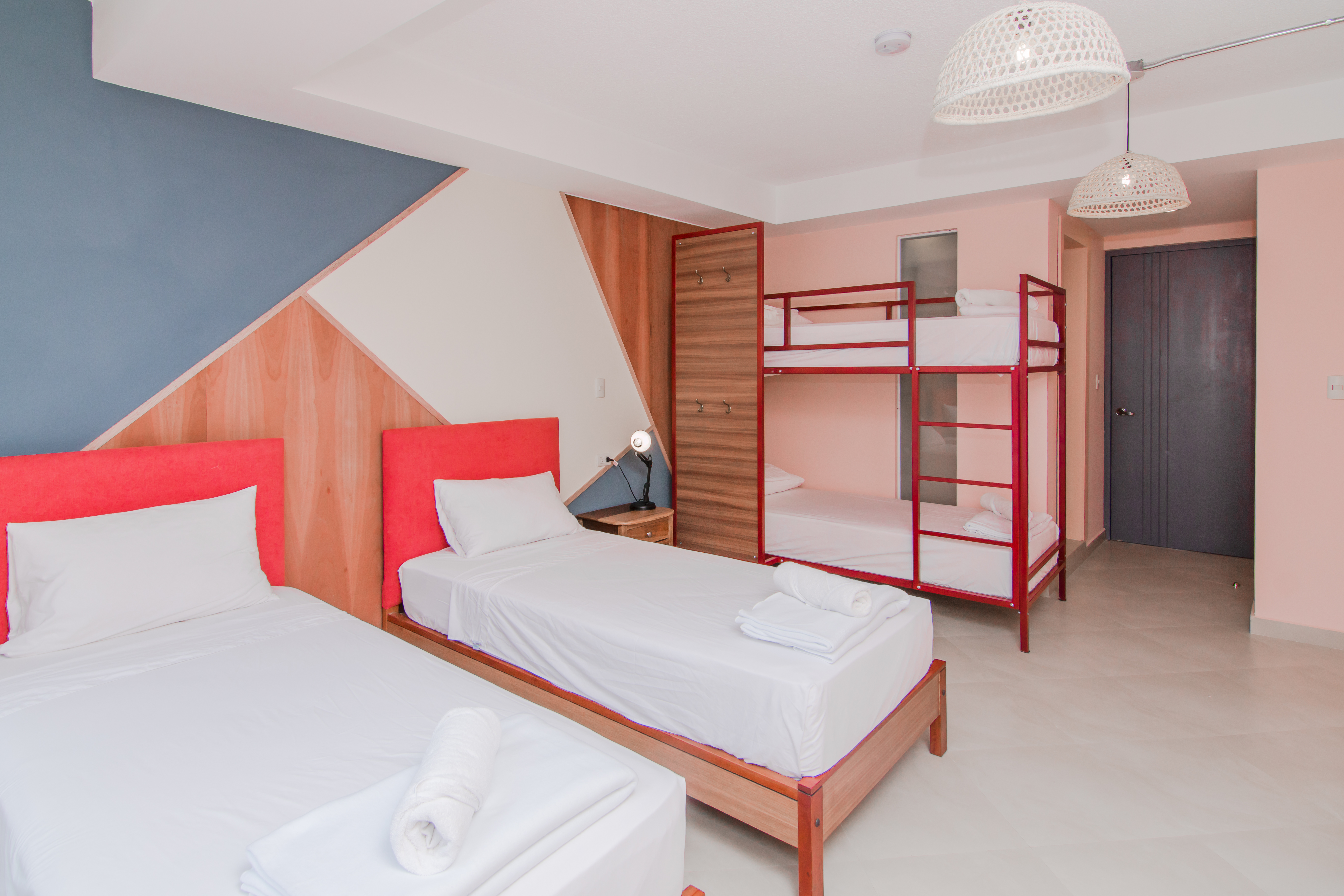 Socialtel Baños