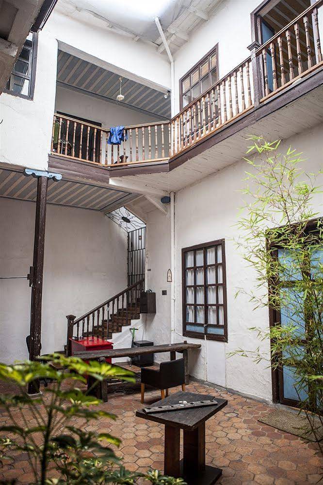 Casa Naranja