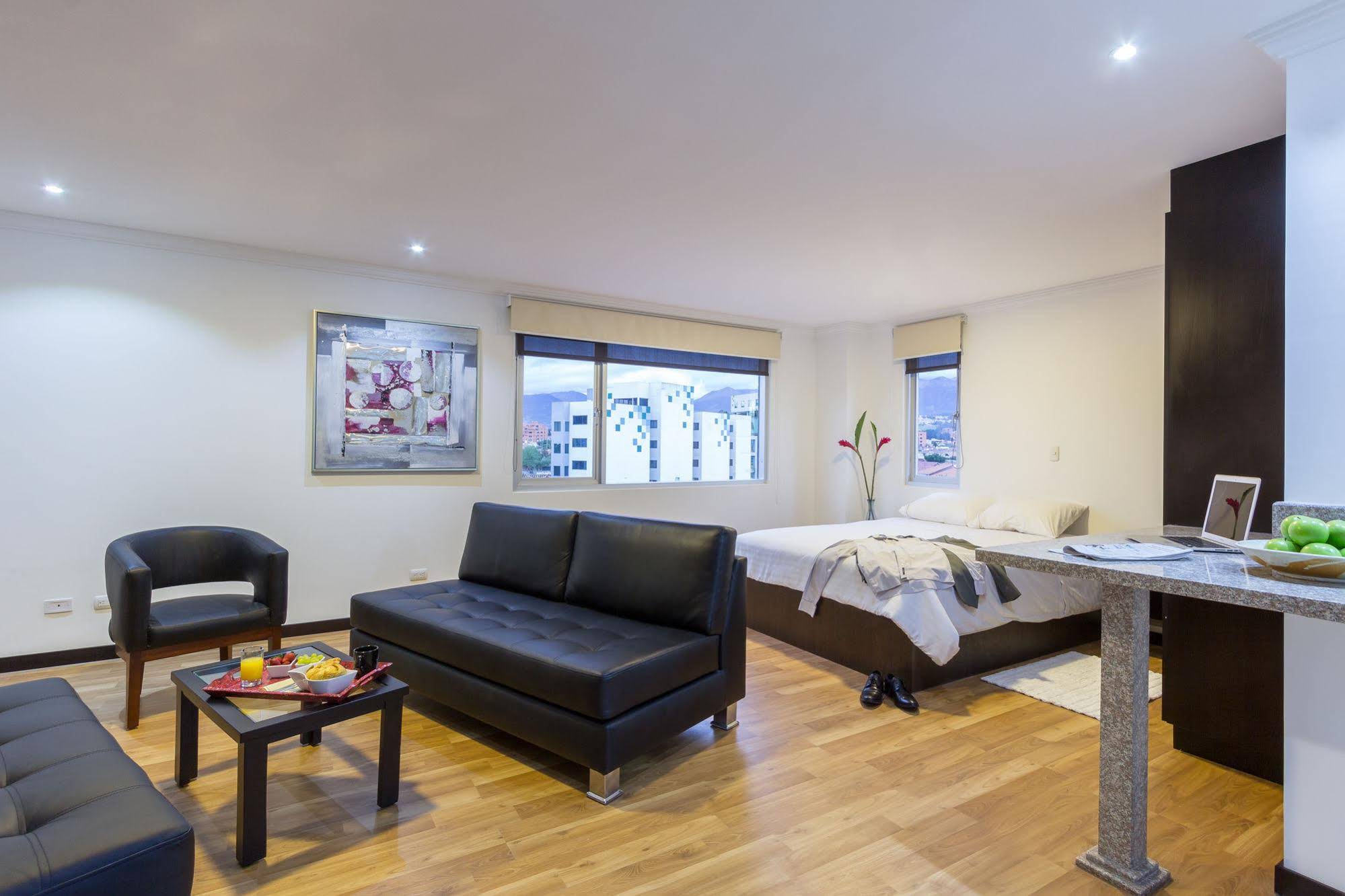 Gaviota Apartments & Suites