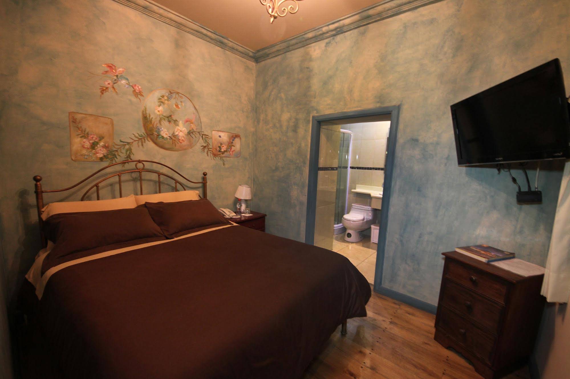Hostal Inés María