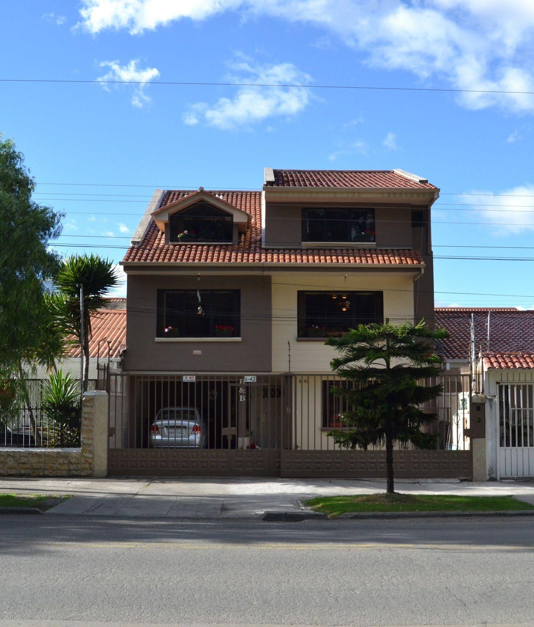 Hostal Kolibri