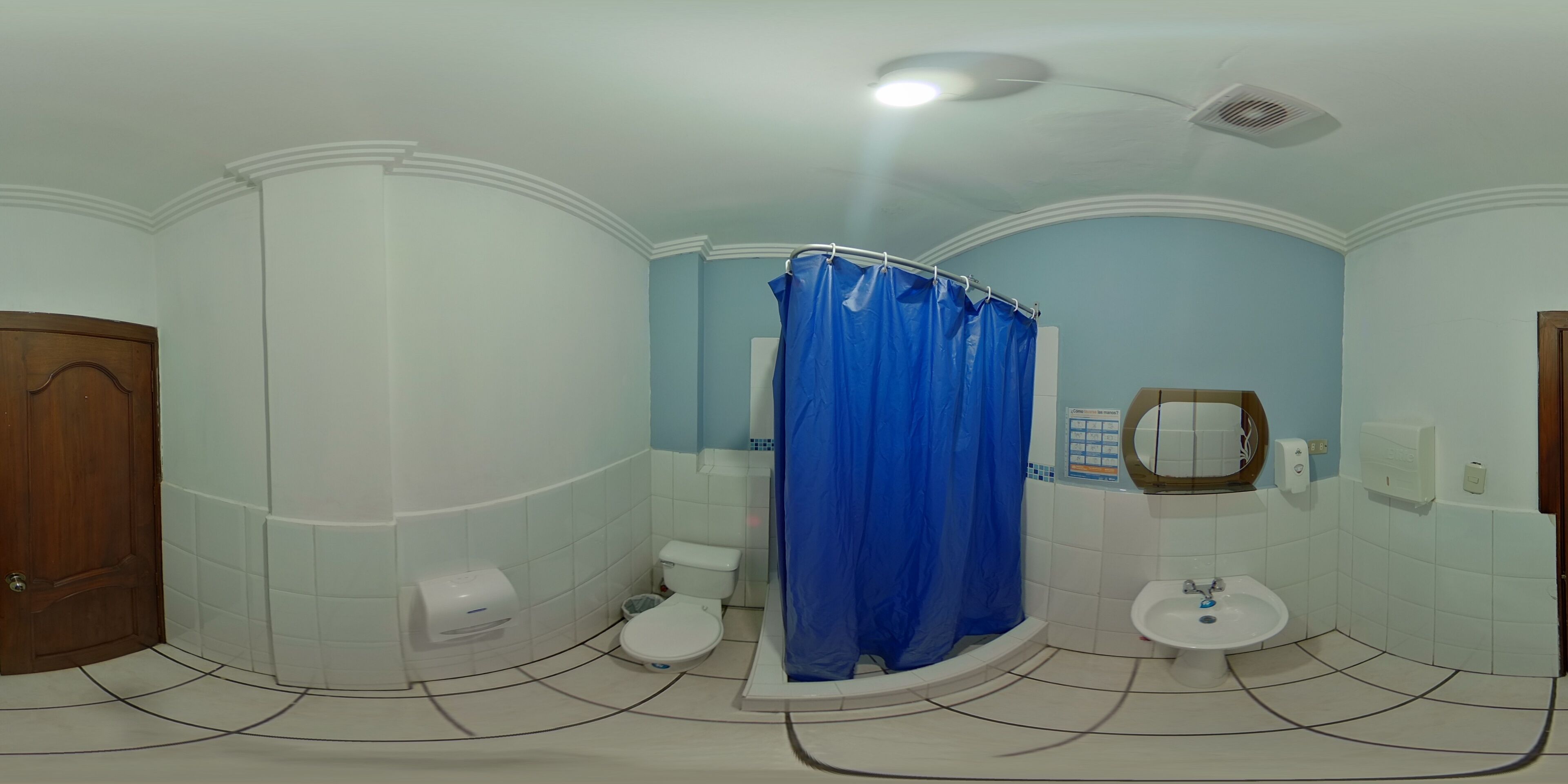 Hotel 4 mundos