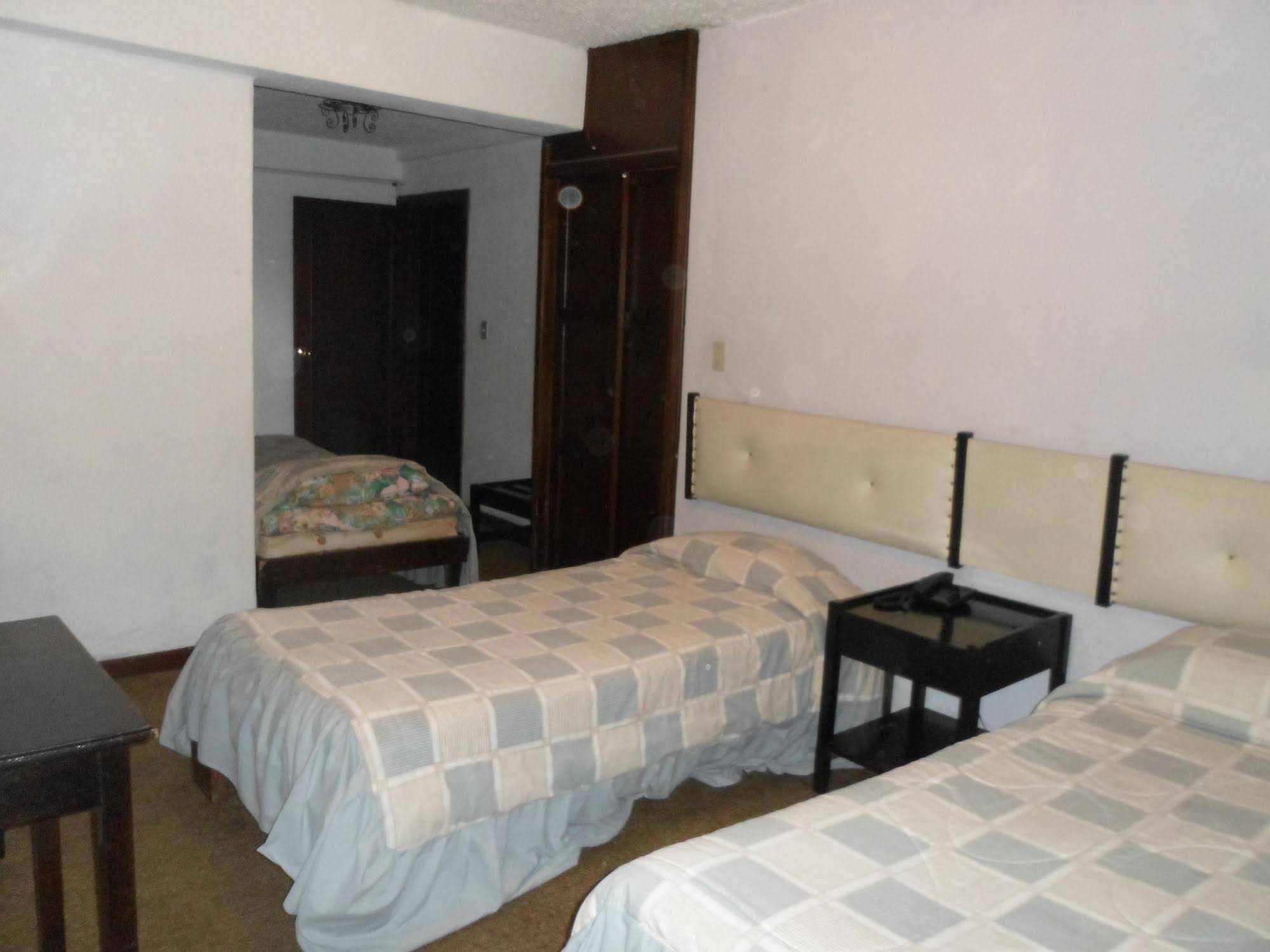 Hotel Catedral Cuenca