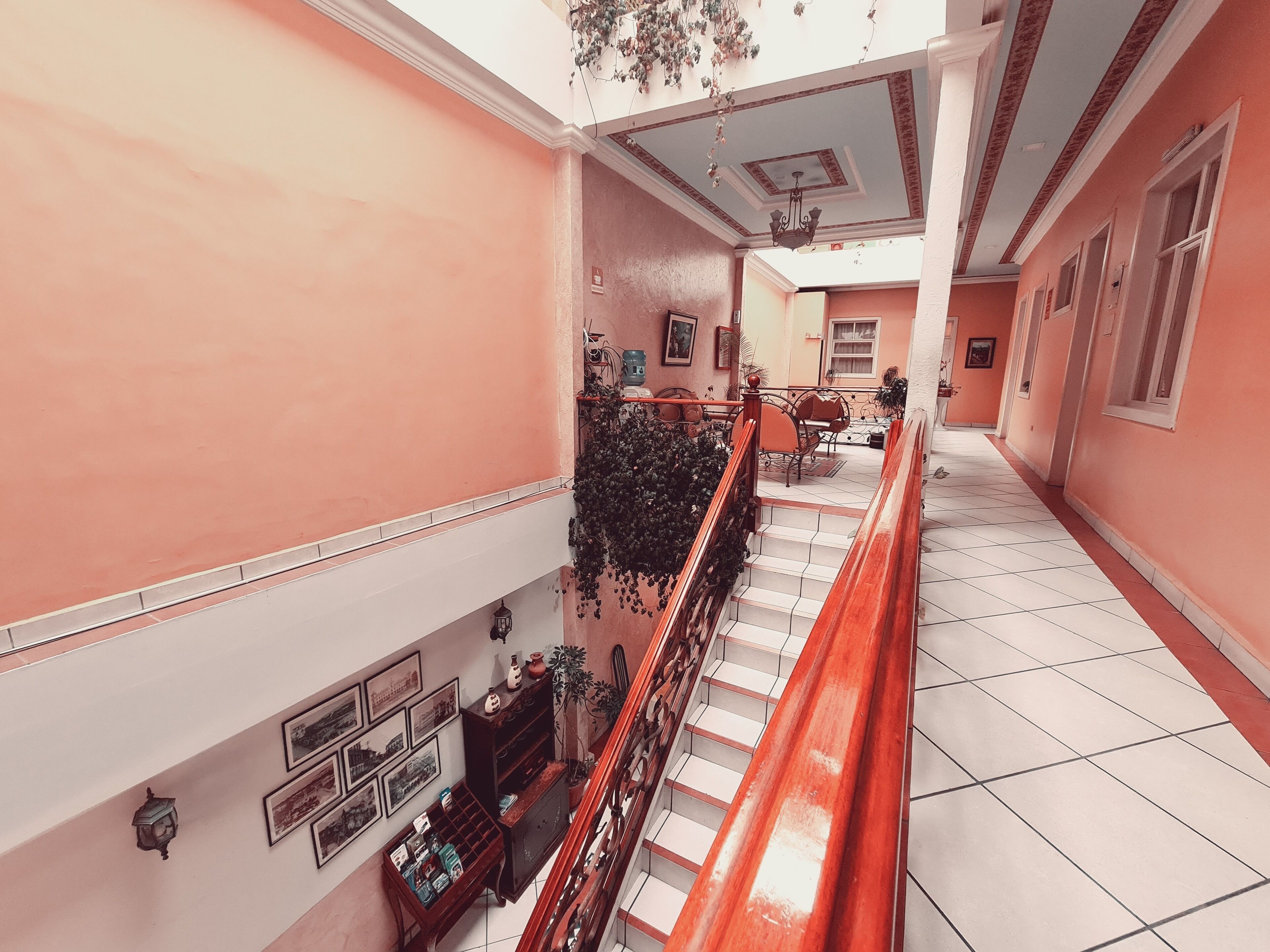 Hotel Chat Noir