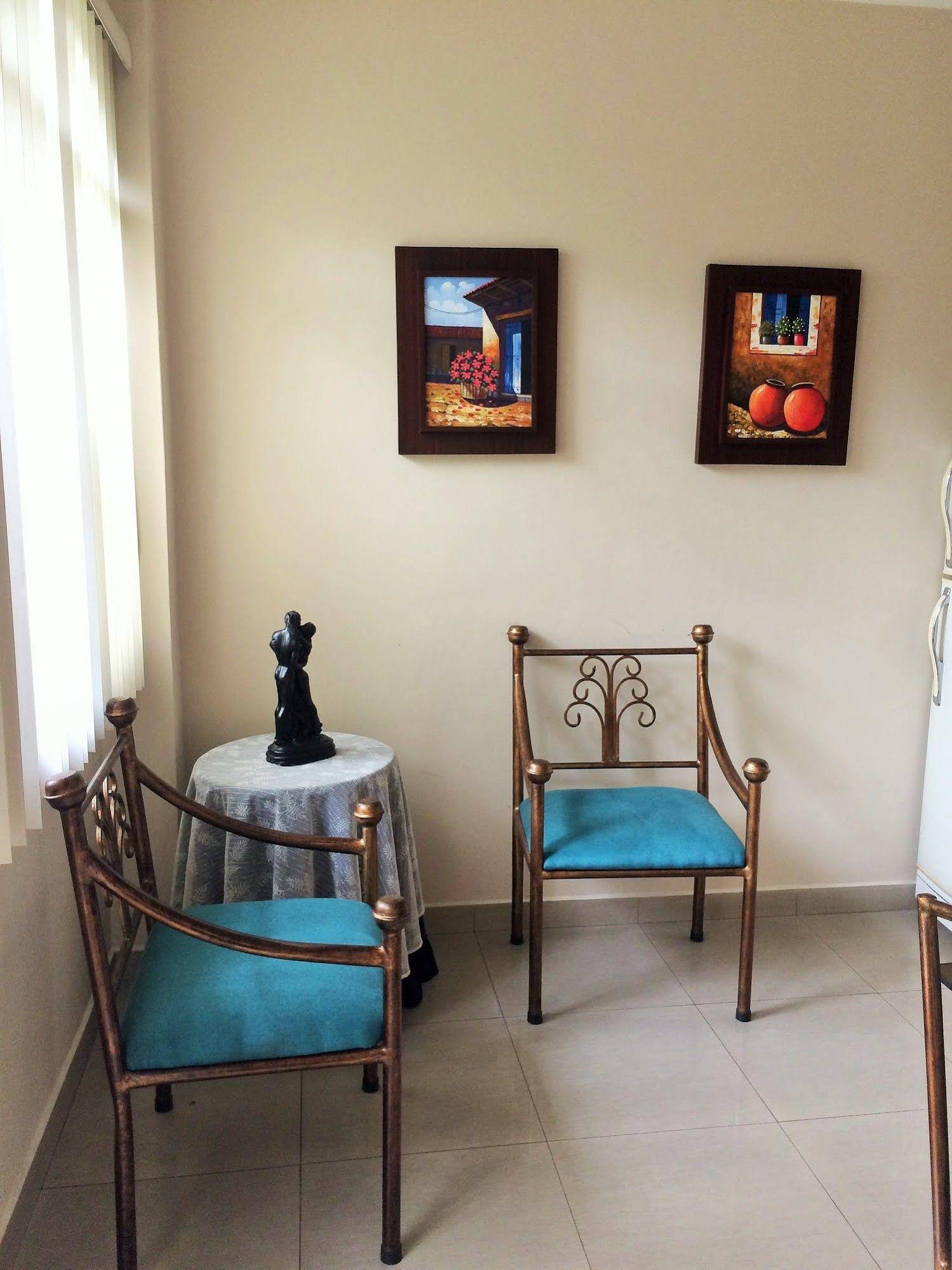 El Patio Suites I