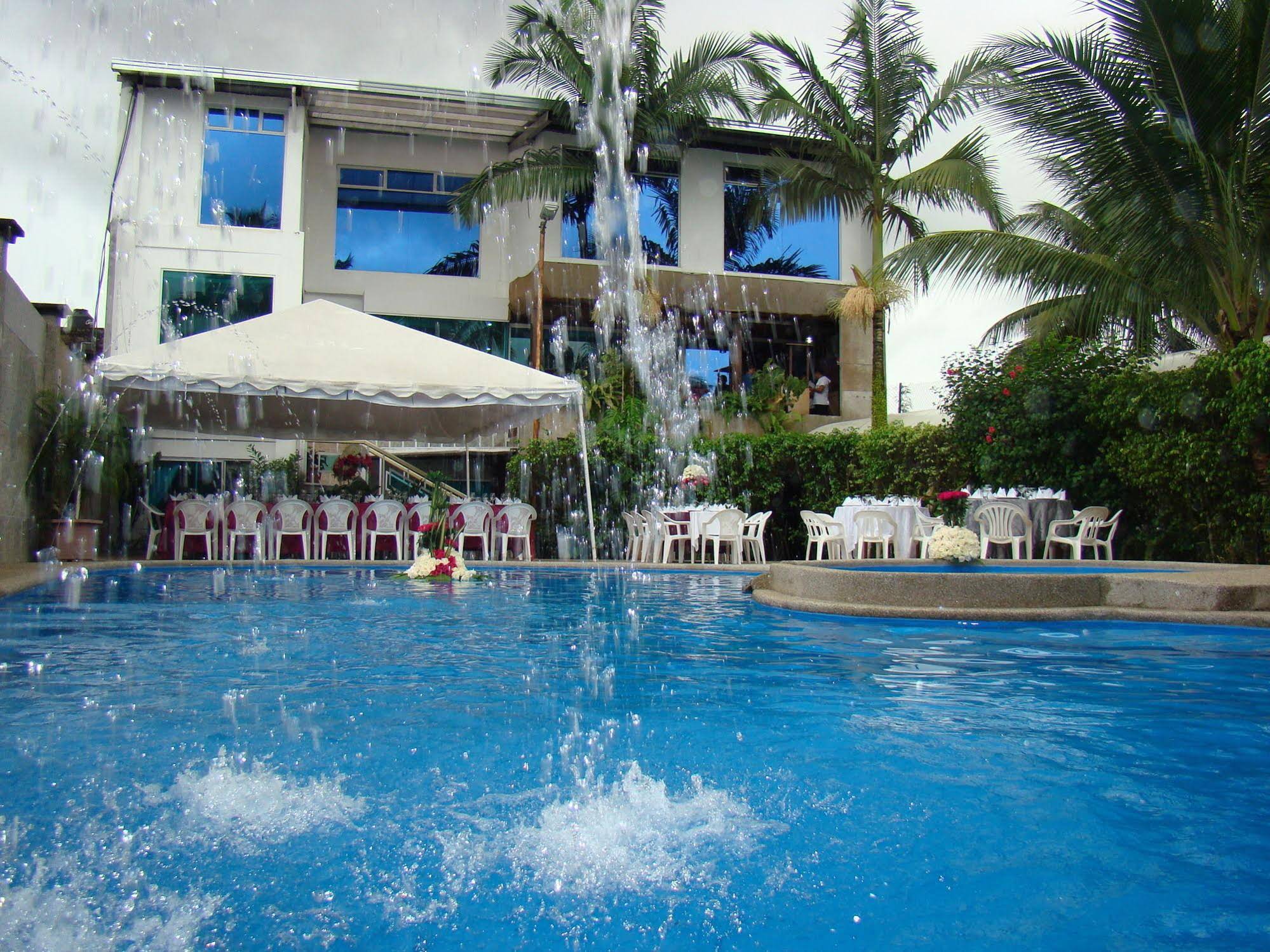Hotel La Cascada