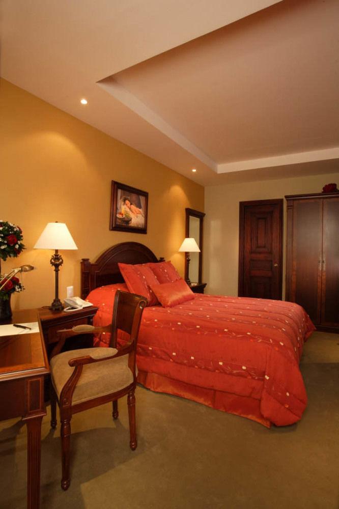 Grand Victoria Boutique