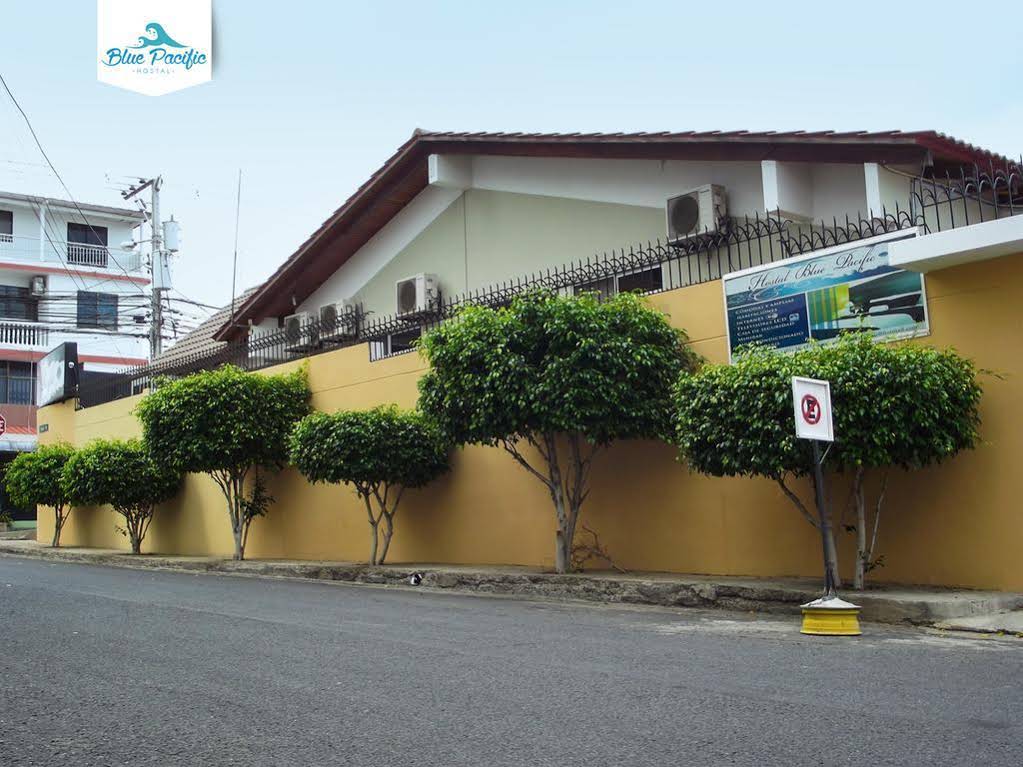 Hostal Blue Pacific