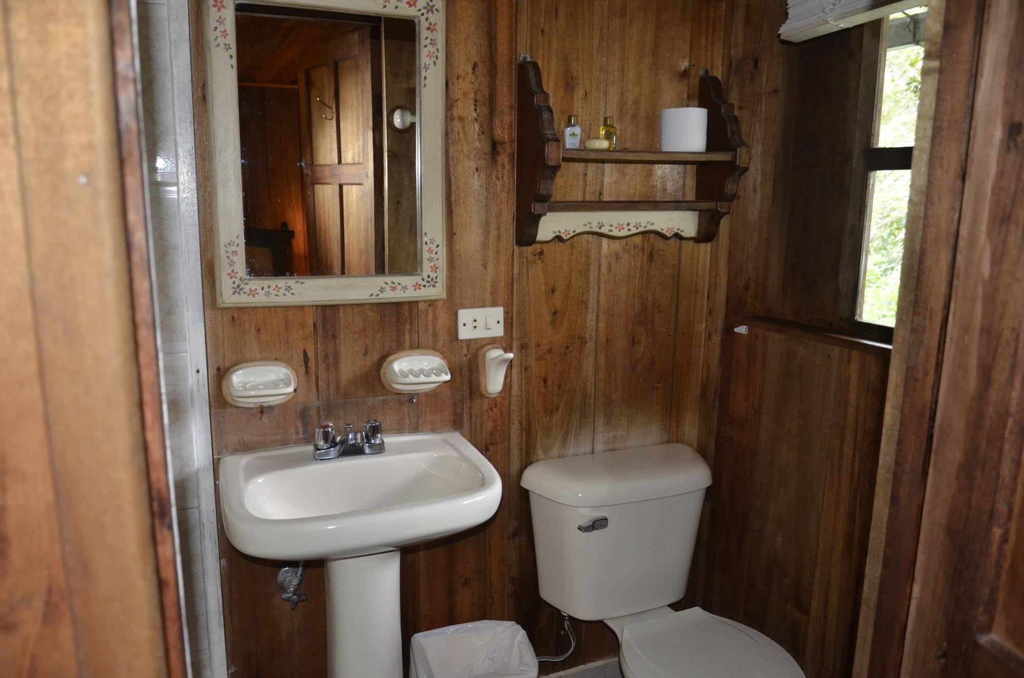 Sachatamia Lodge