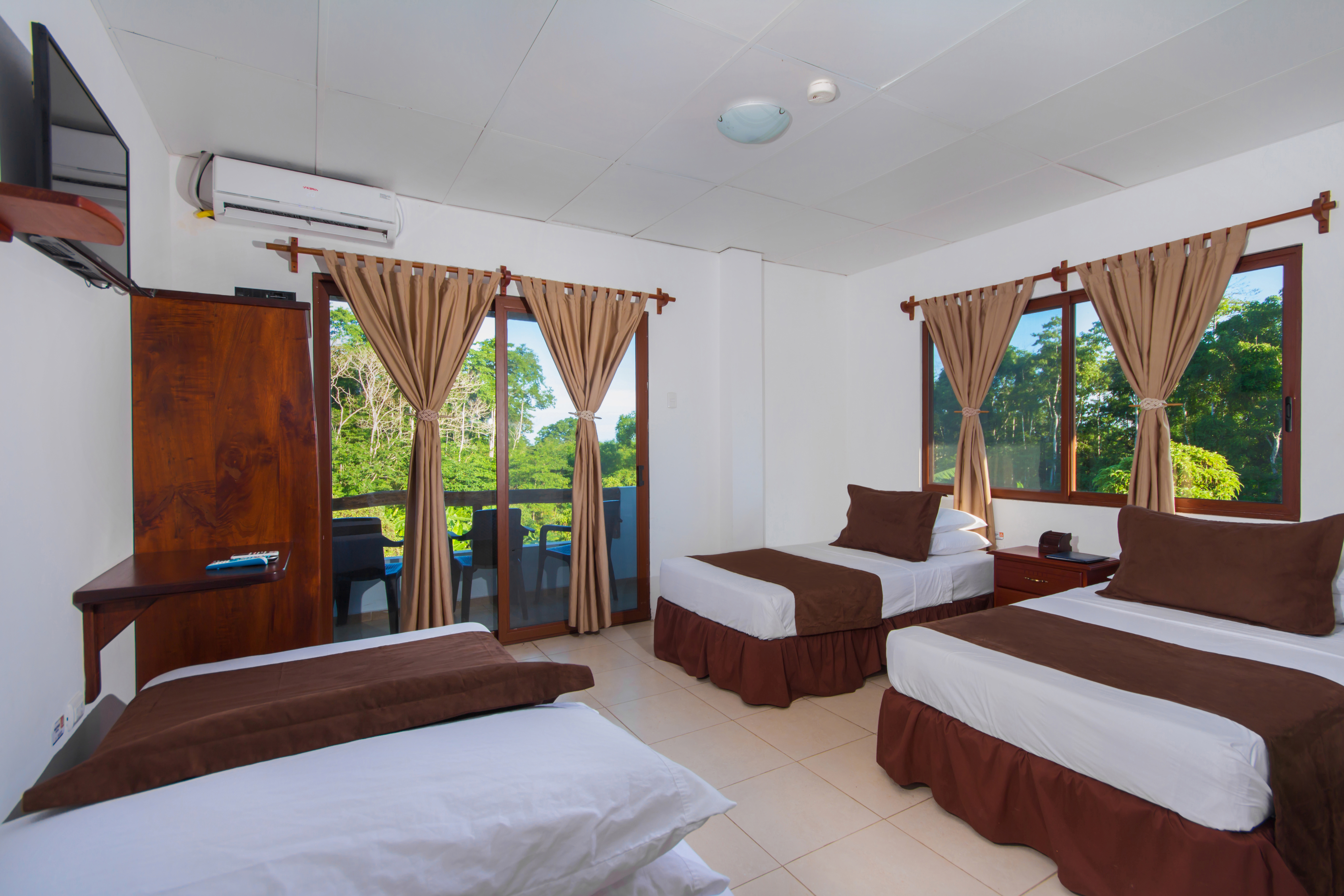 Casa Natura Galapagos  Hotel & Lodge