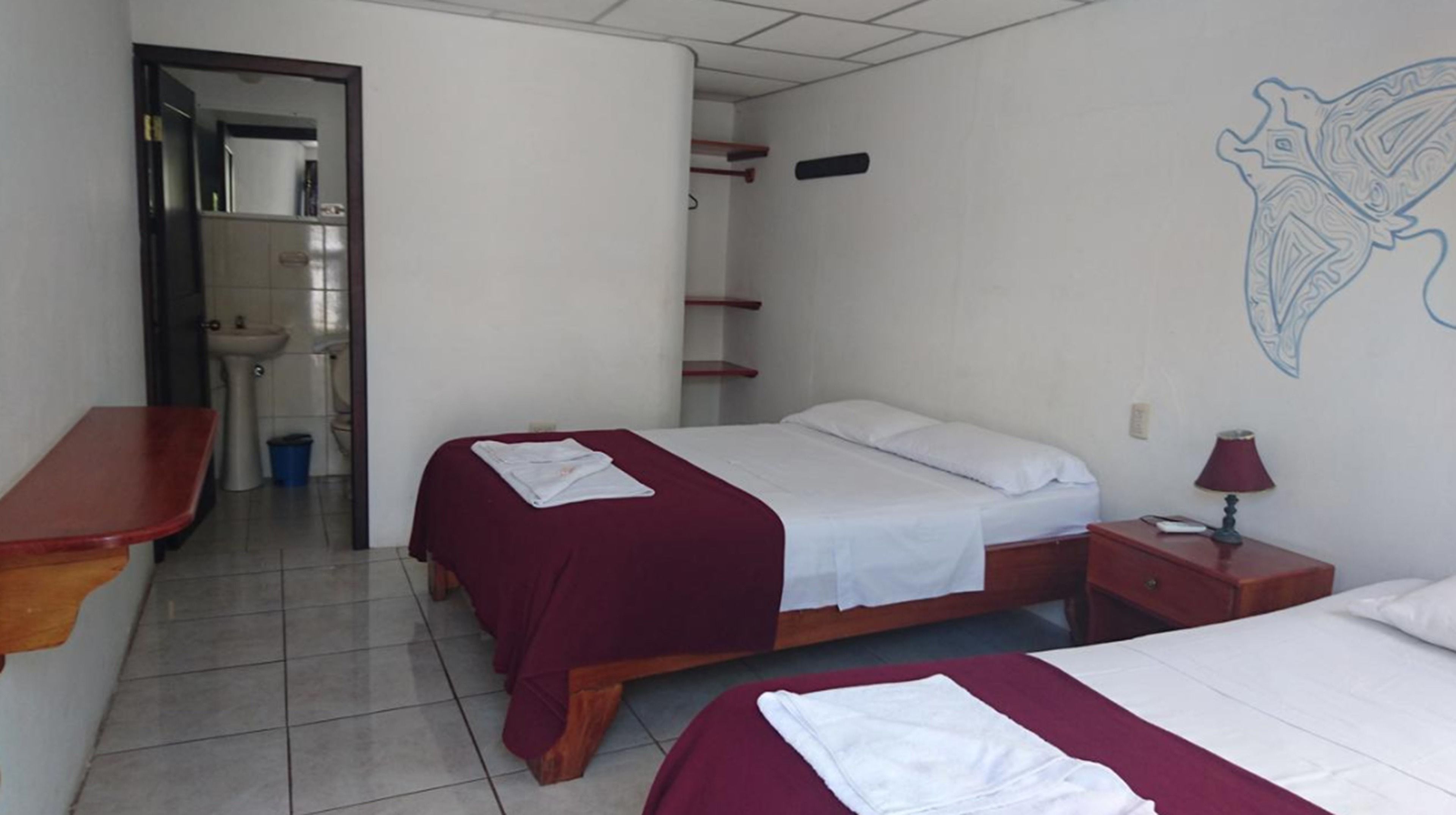 Hospedaje Darwin B&B