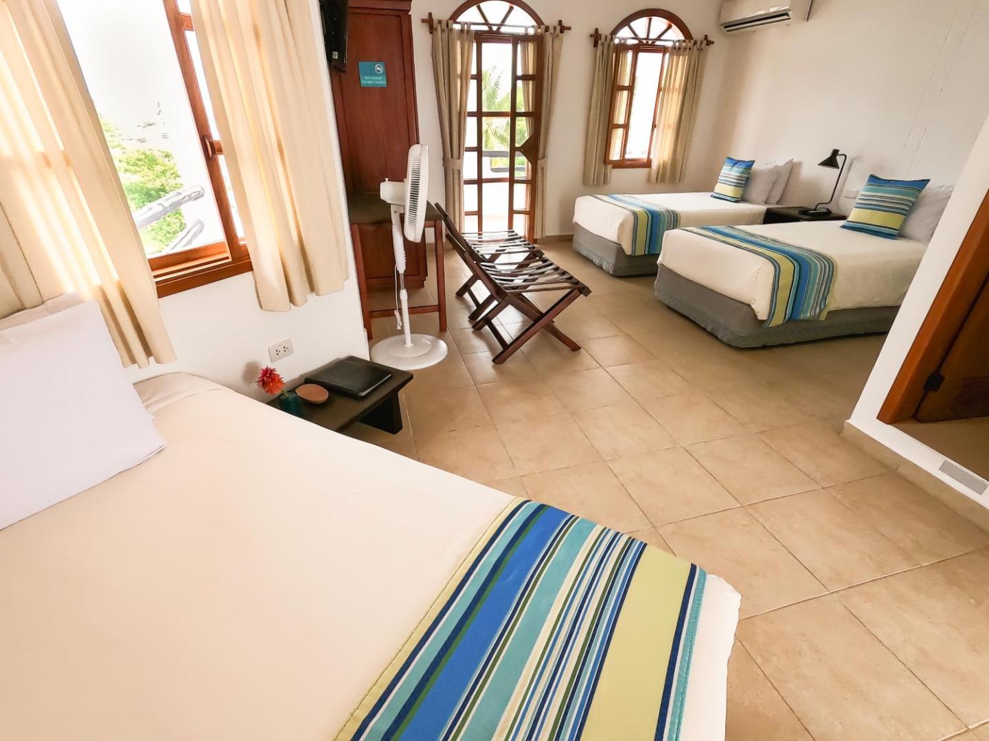 Hotel Galapagos Suites