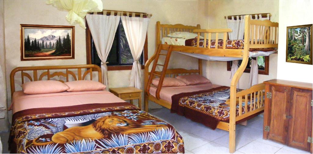 Hostal Maxima
