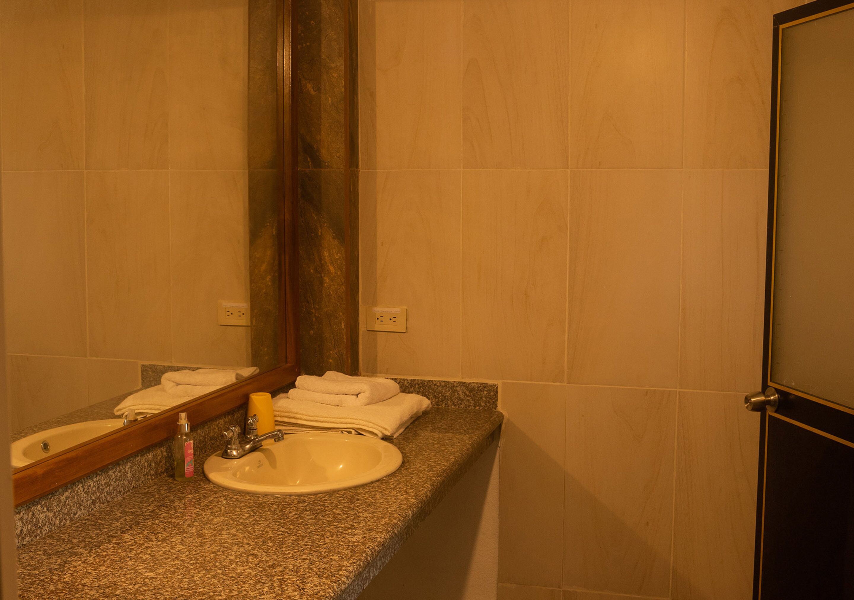 Puerto Quito Lodge by DOT Light
