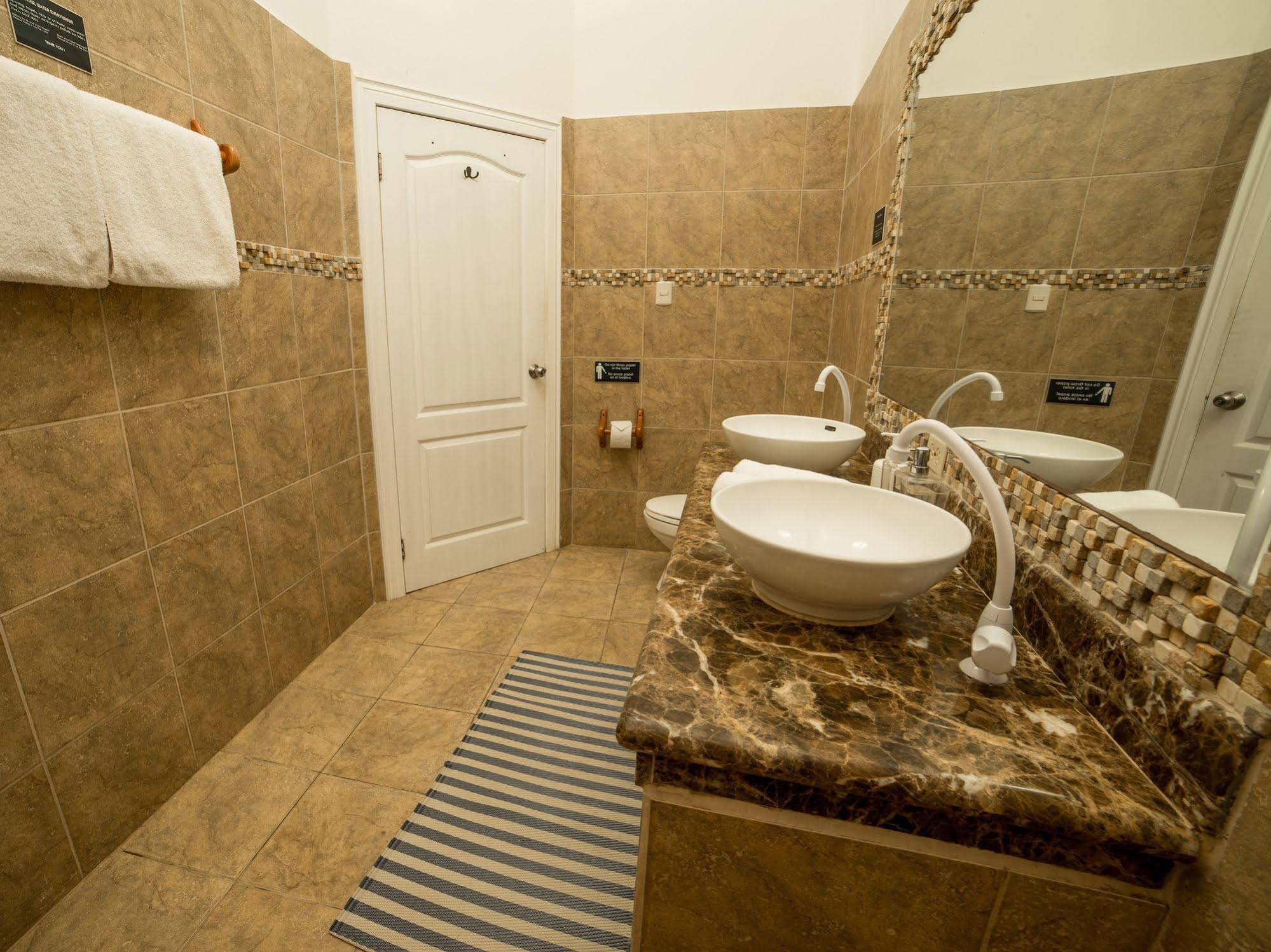 Albemarle Hotel