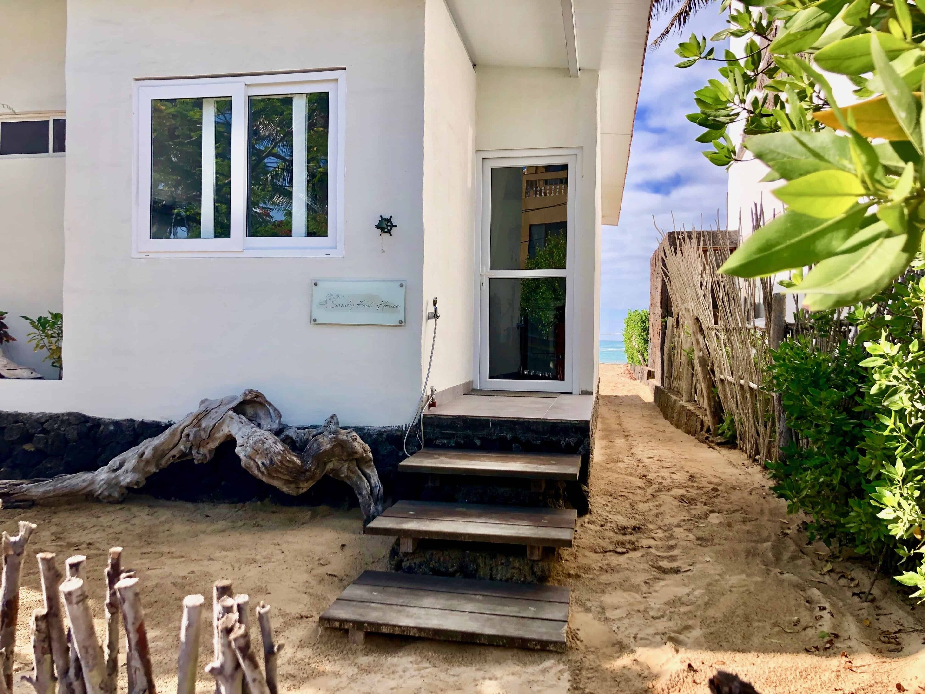 Sandy Feet House