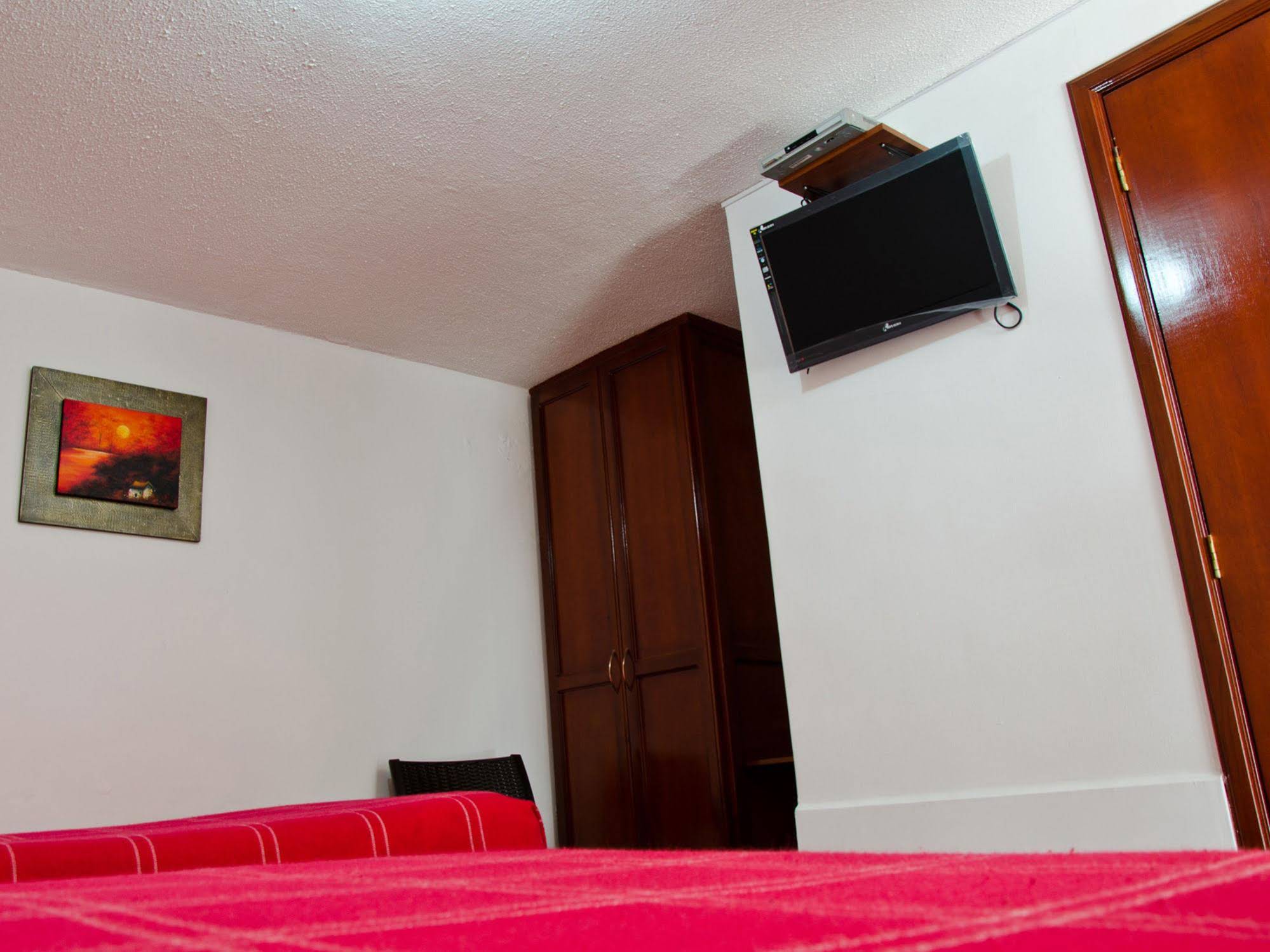 Ecuatreasures B&B