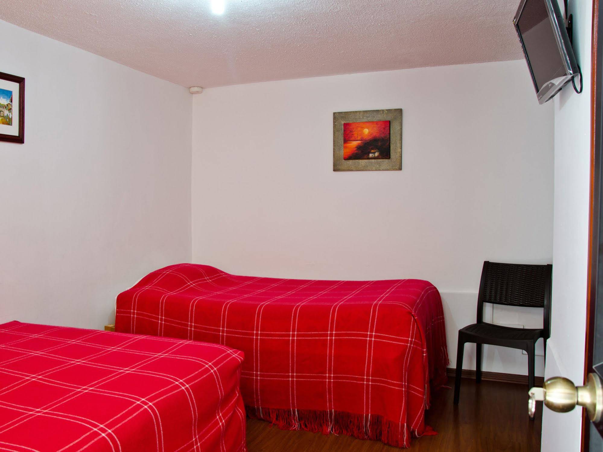 Ecuatreasures B&B