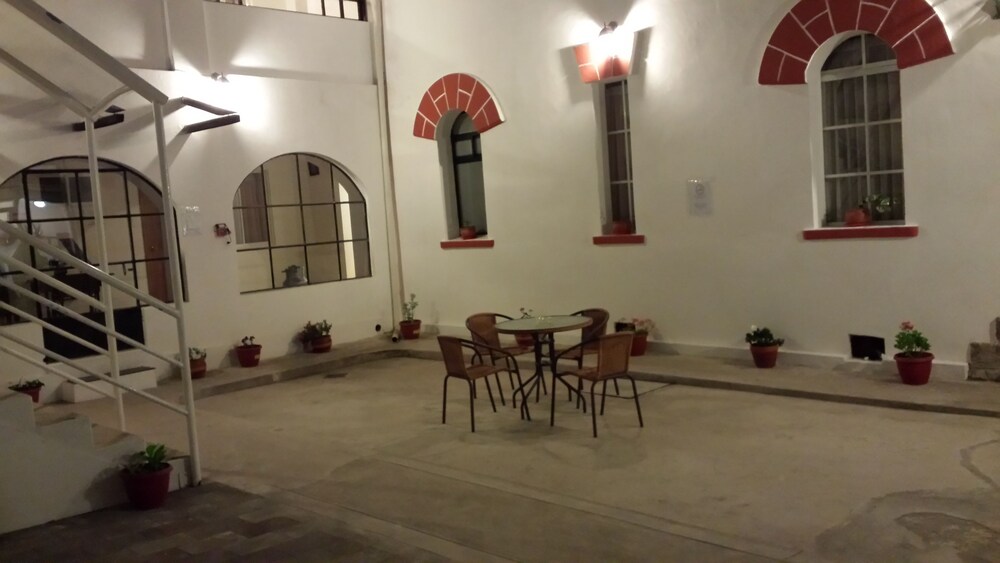 Heritage Inn