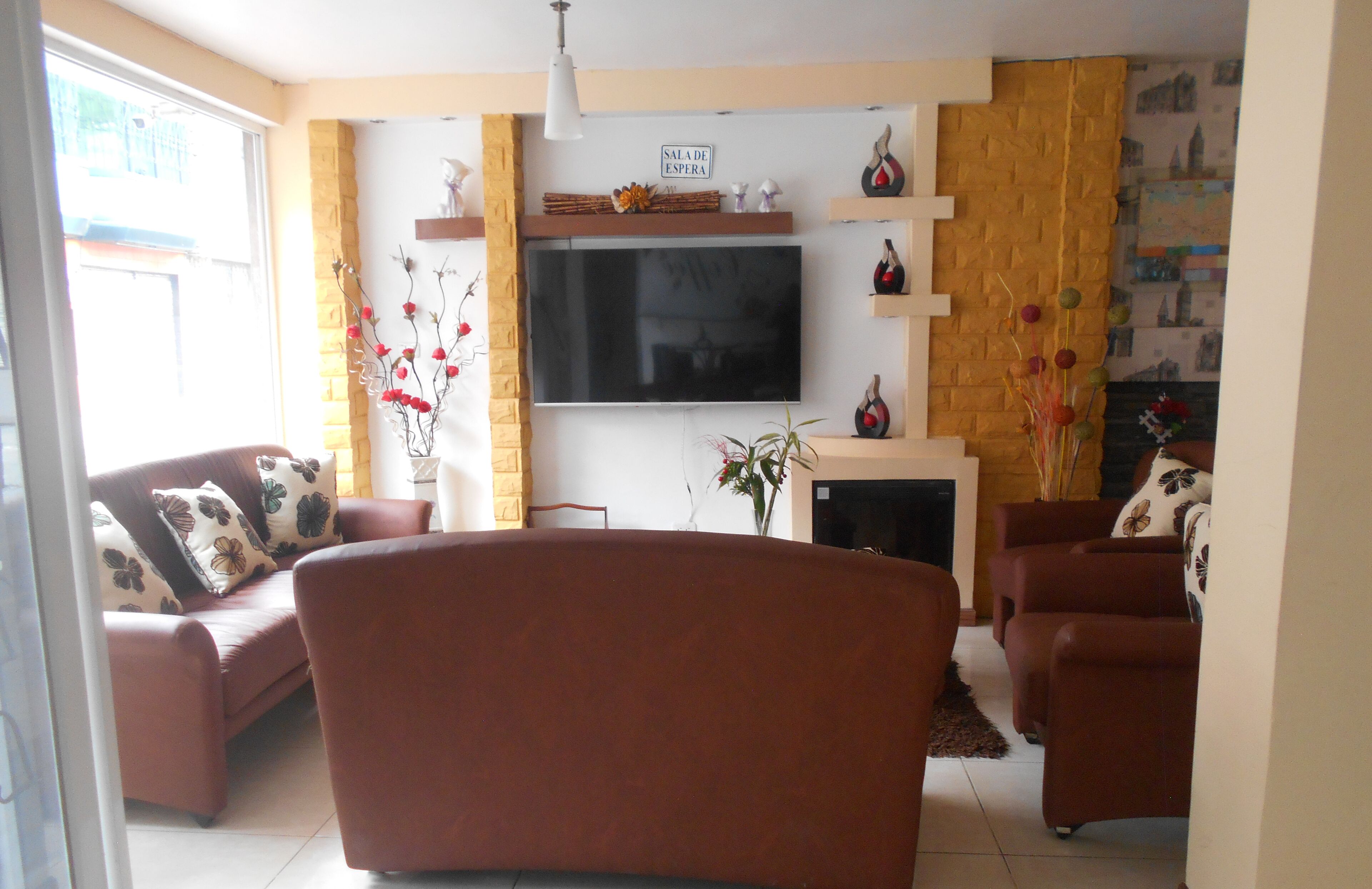 Hostal Cridmy