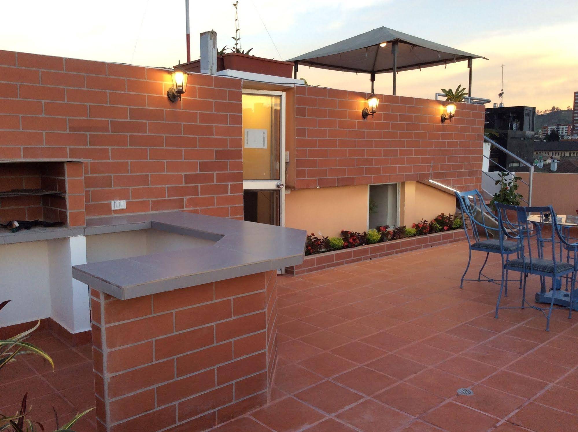 Hostal Mitad del Mundo