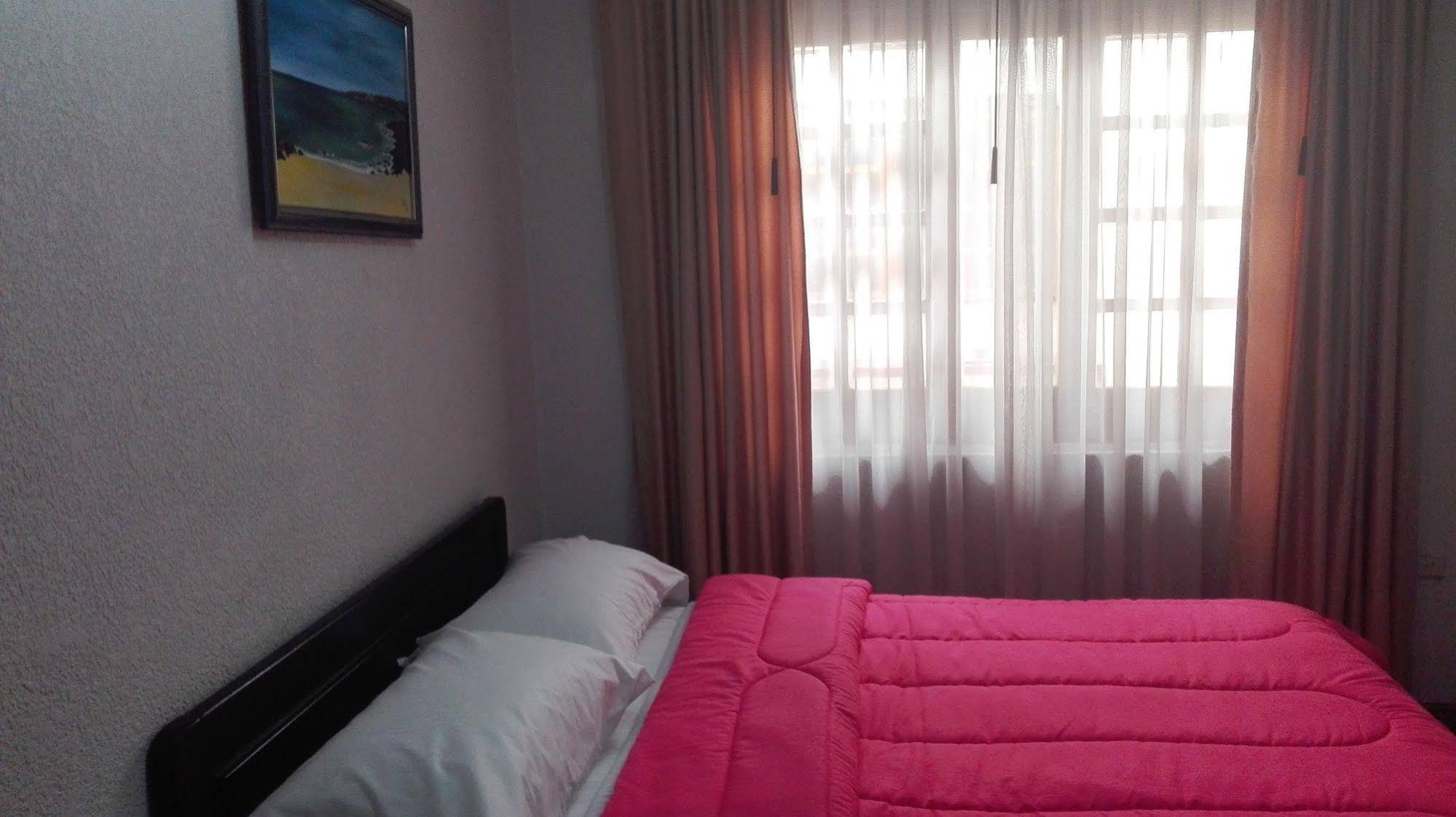 Hatun Runa Hostal