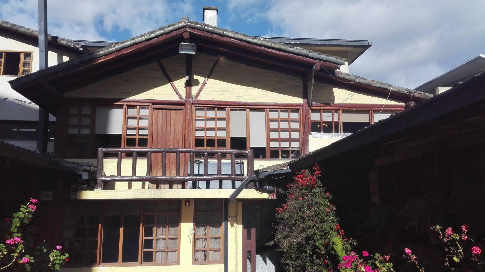Hatun Runa Hostal