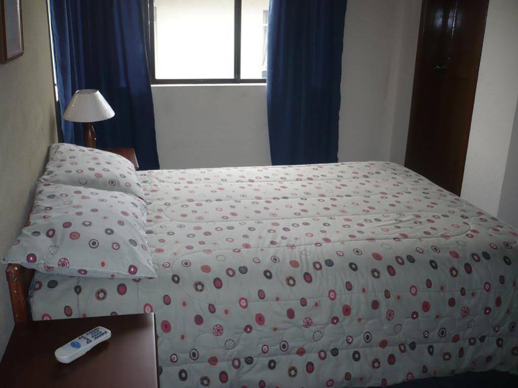 Hostal Tutamanda 2