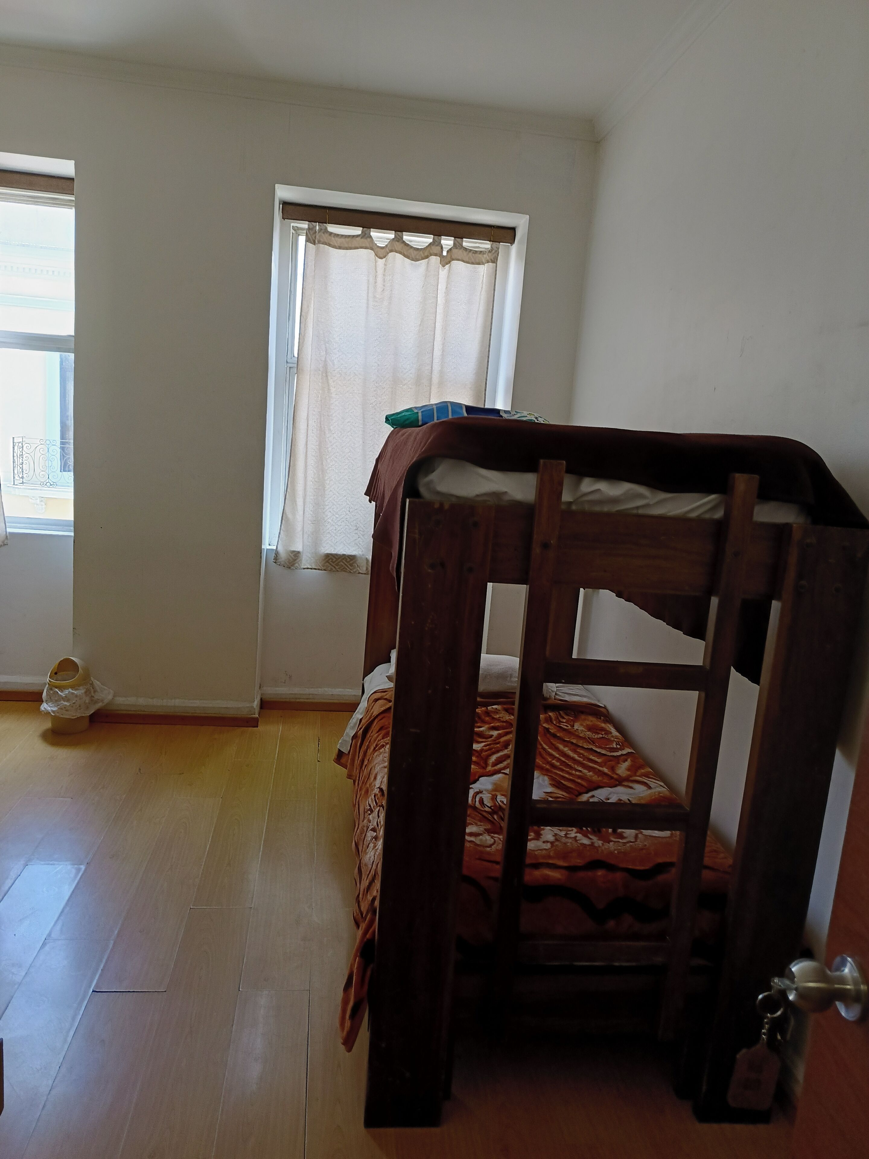 Hostal Urban Inn - Hostel