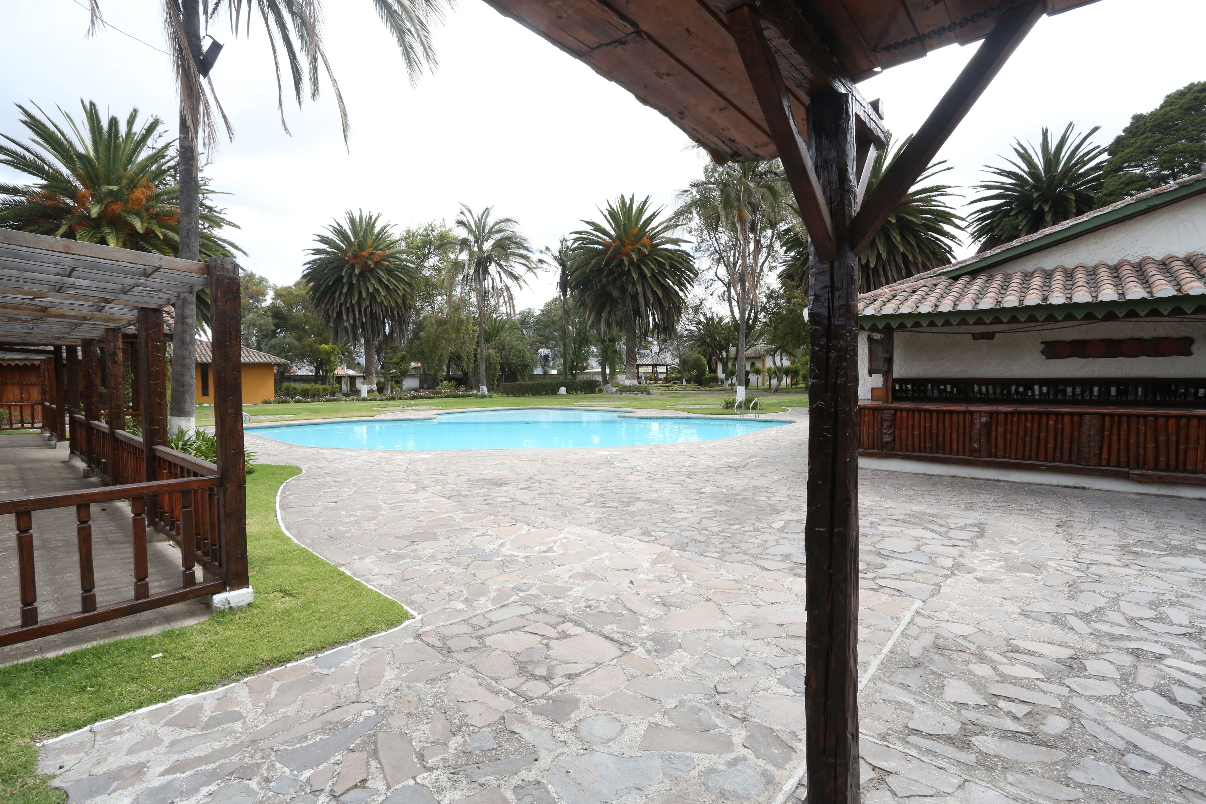 Hosteria Rumipamba de Las Rosas
