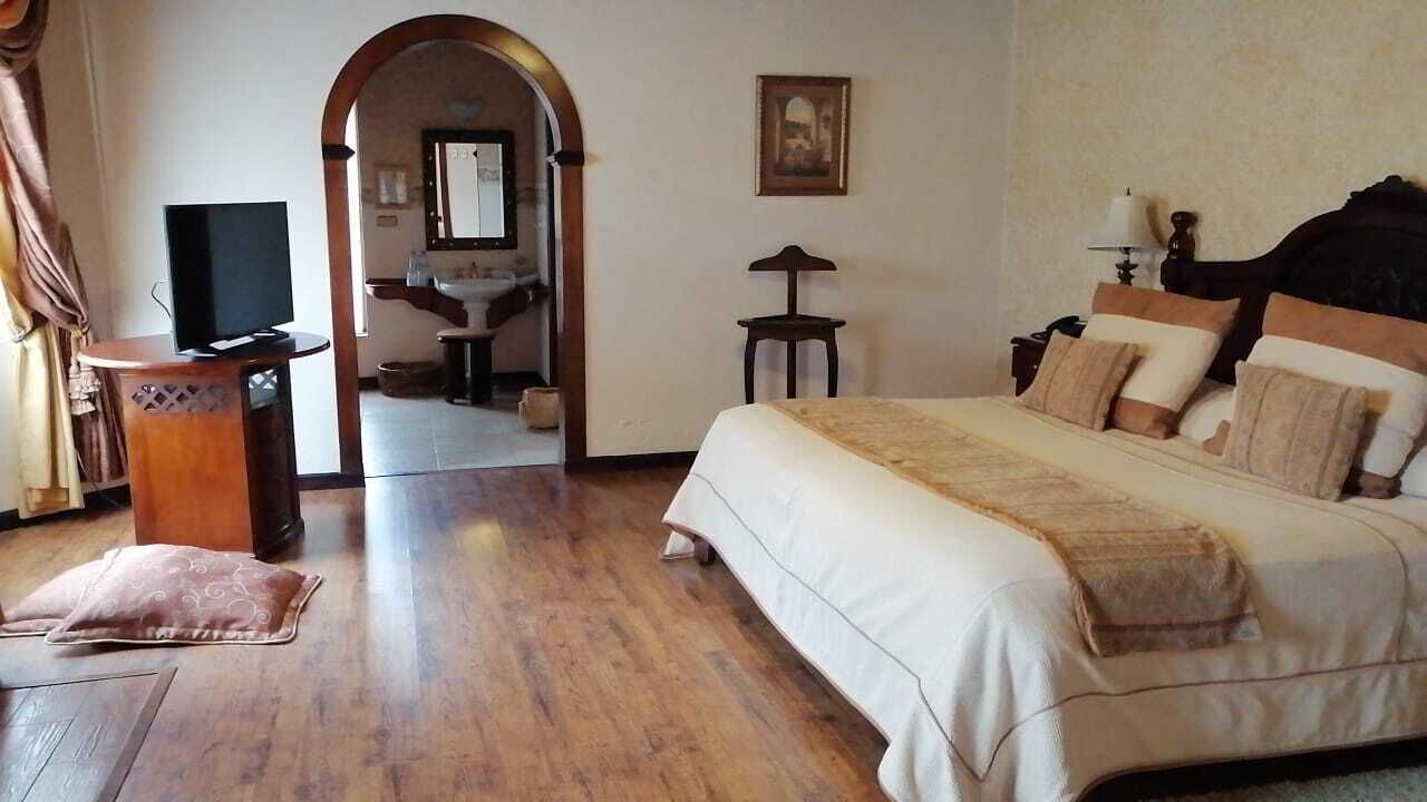 Hosteria Rumipamba de Las Rosas