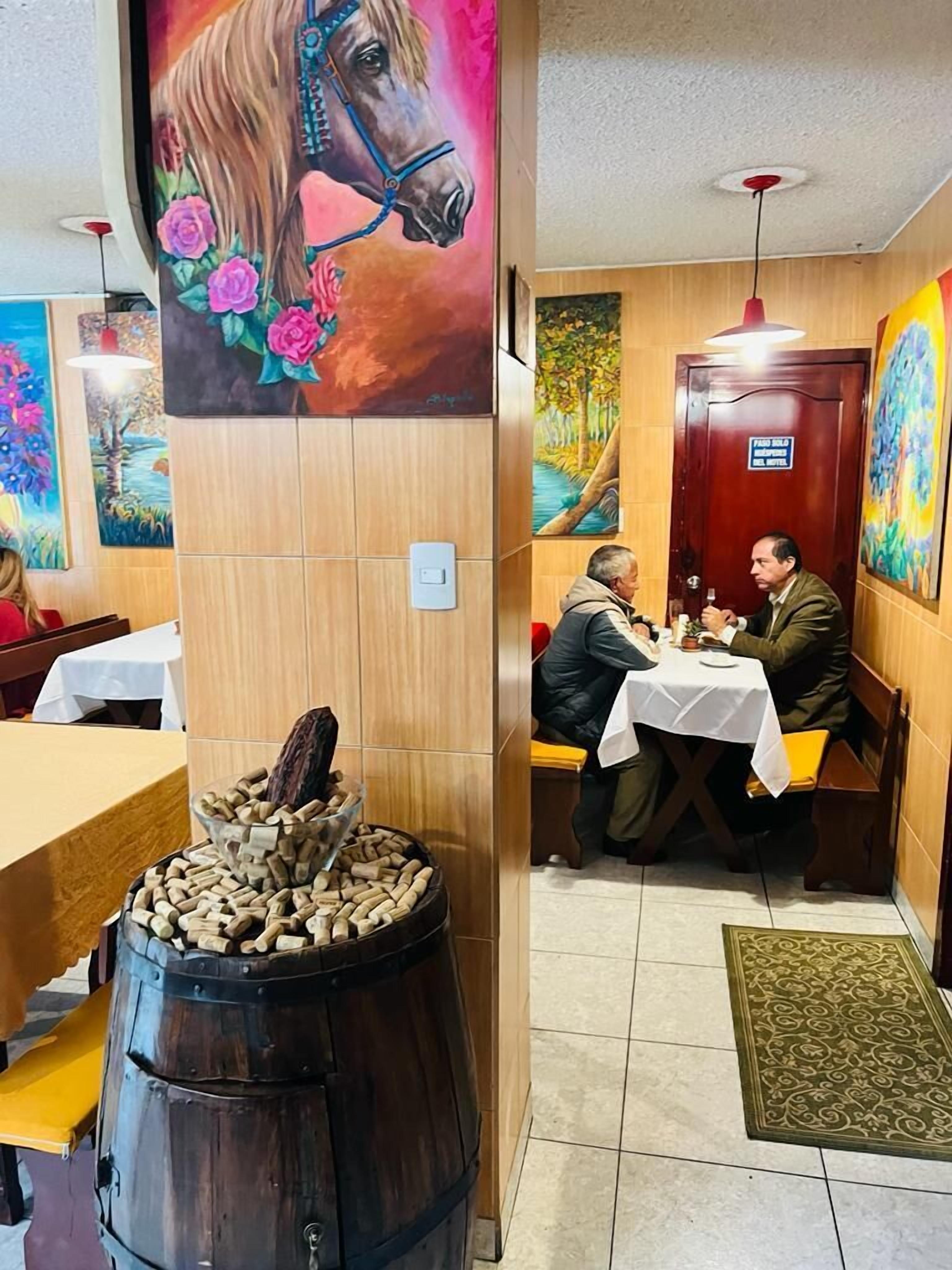 Hotel Estrellita Inn