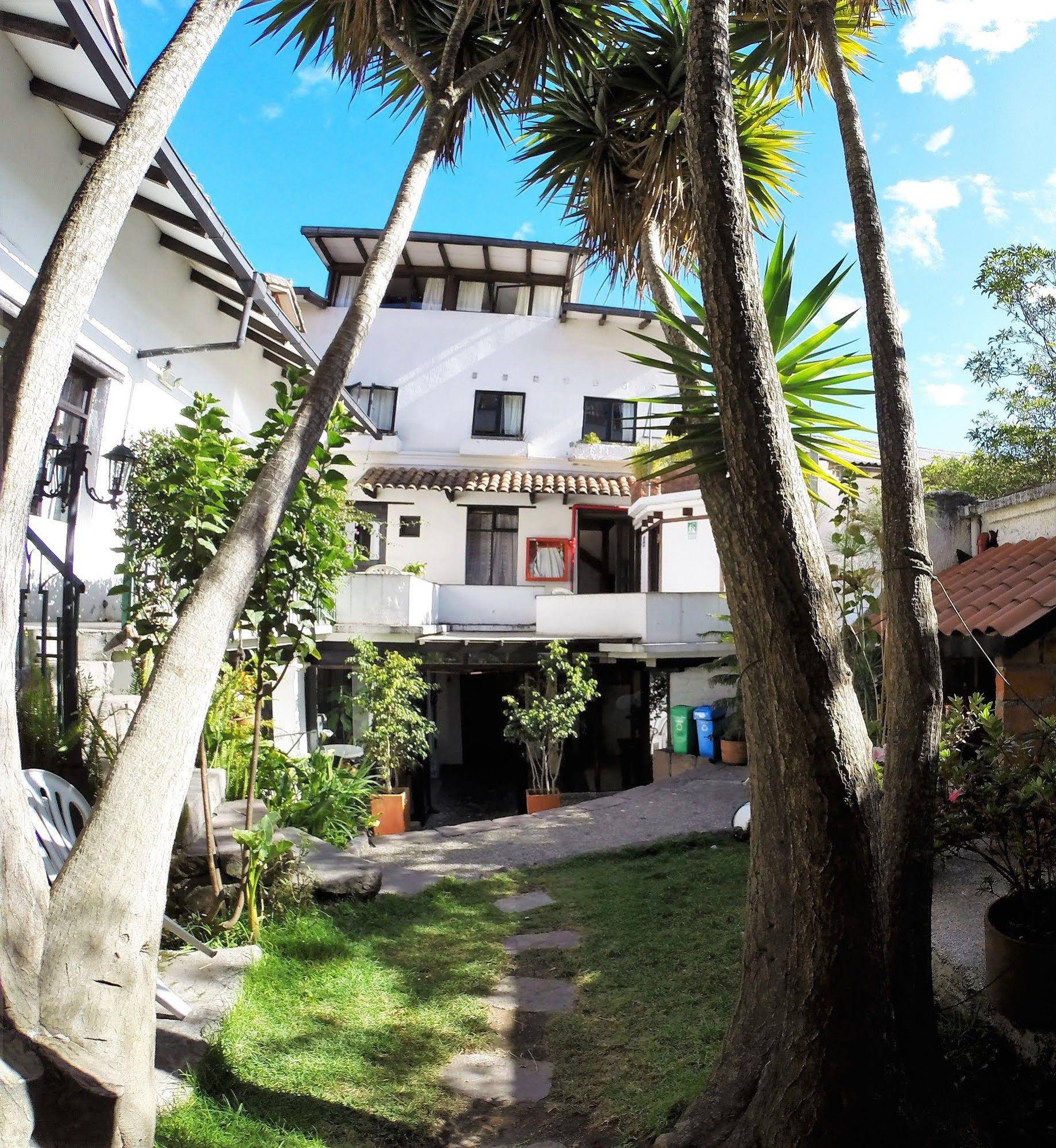L'Auberge Inn