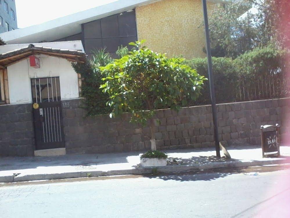 Otavalo Huasi II