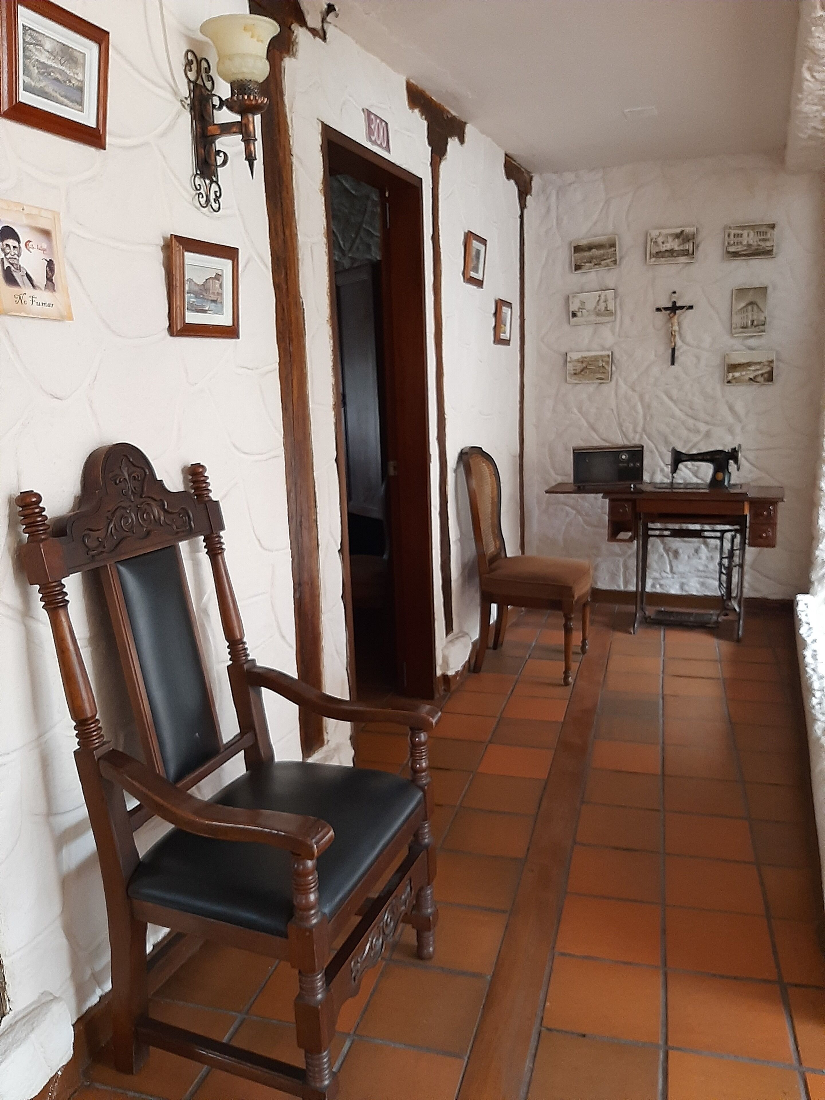 Quito Antiguo B & B
