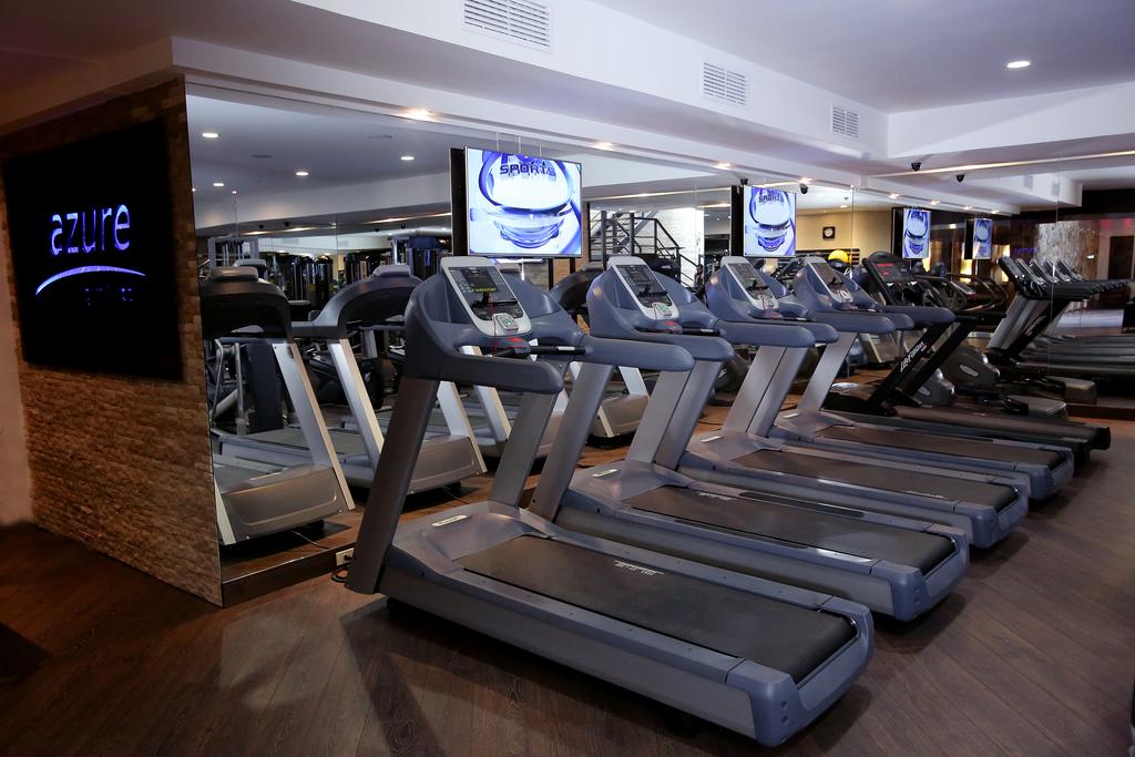 Reina Isabel Hotel & Suites