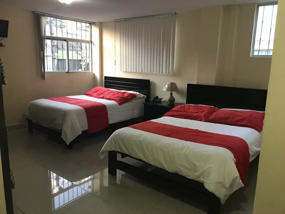 Terraza Suites