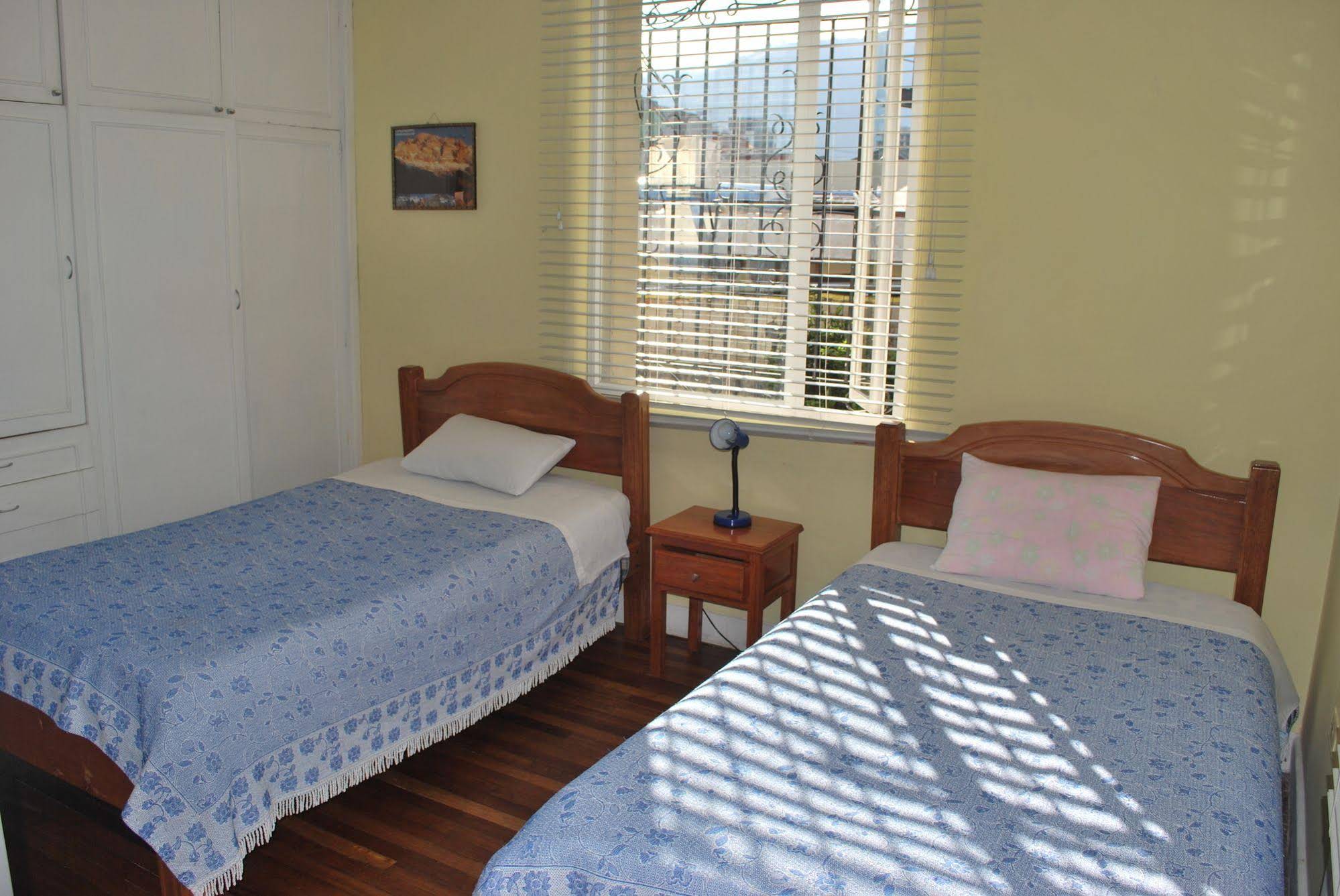 Travellers Inn