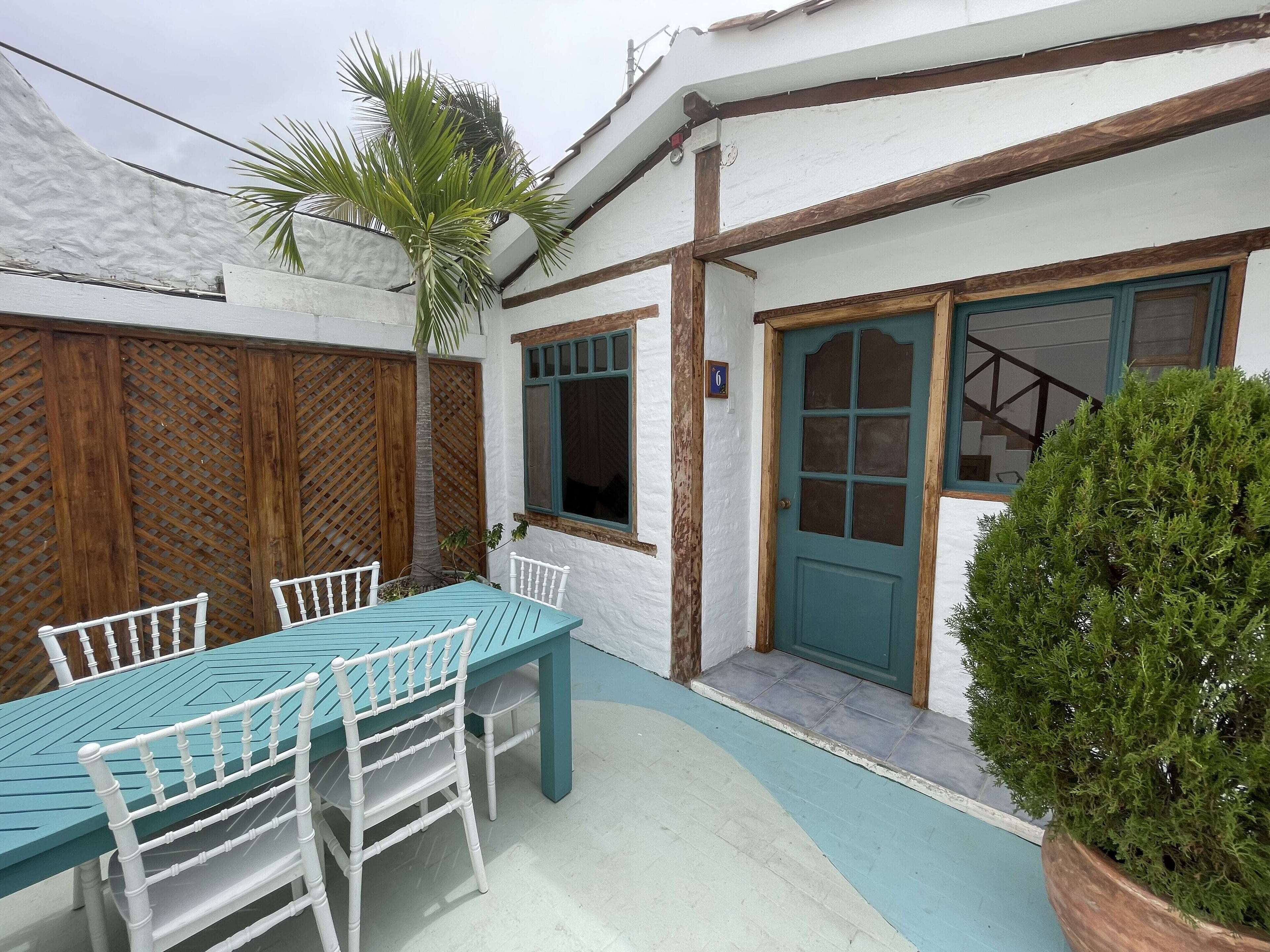 Hosteria Punta Blanca