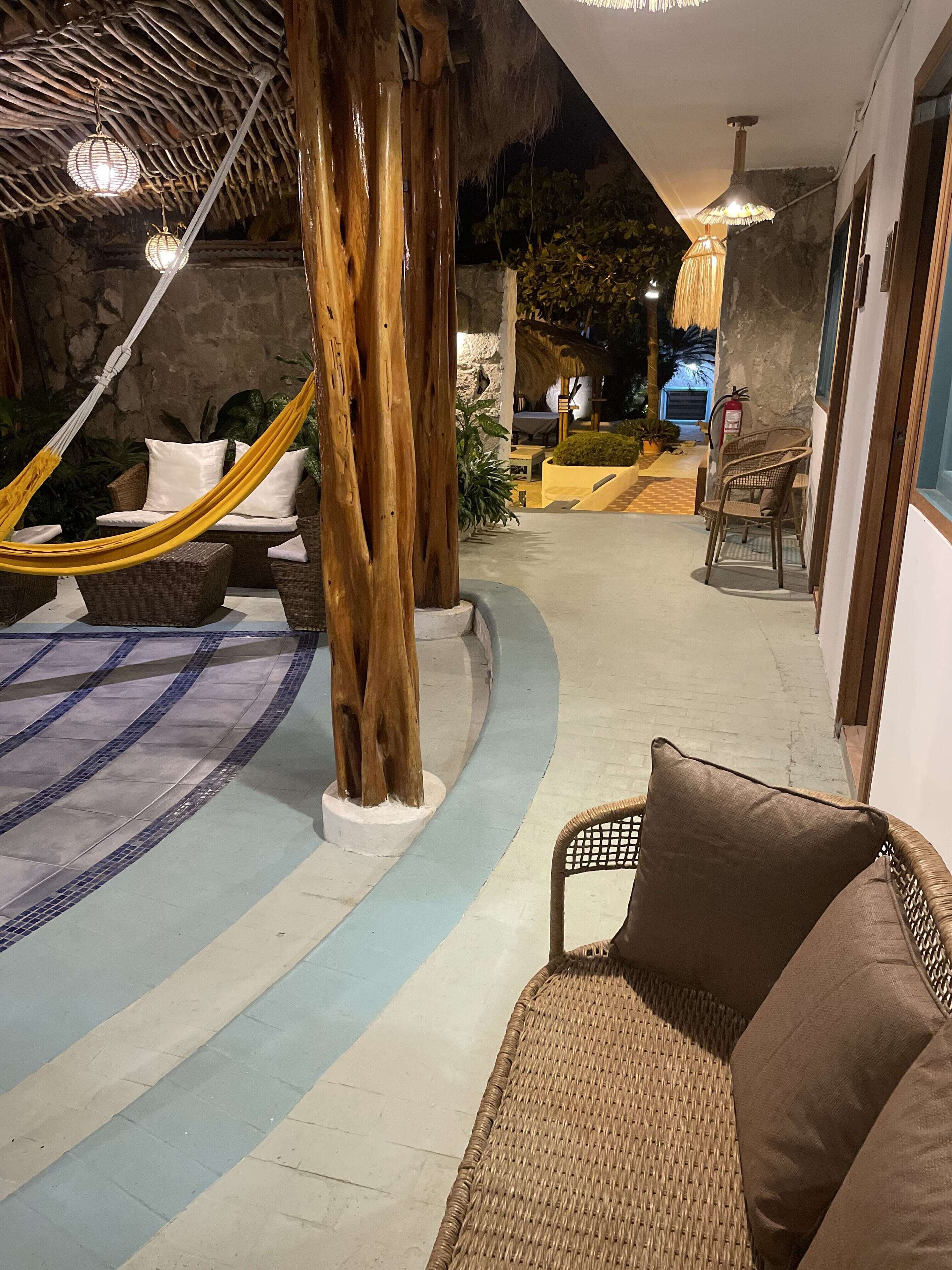 Hosteria Punta Blanca