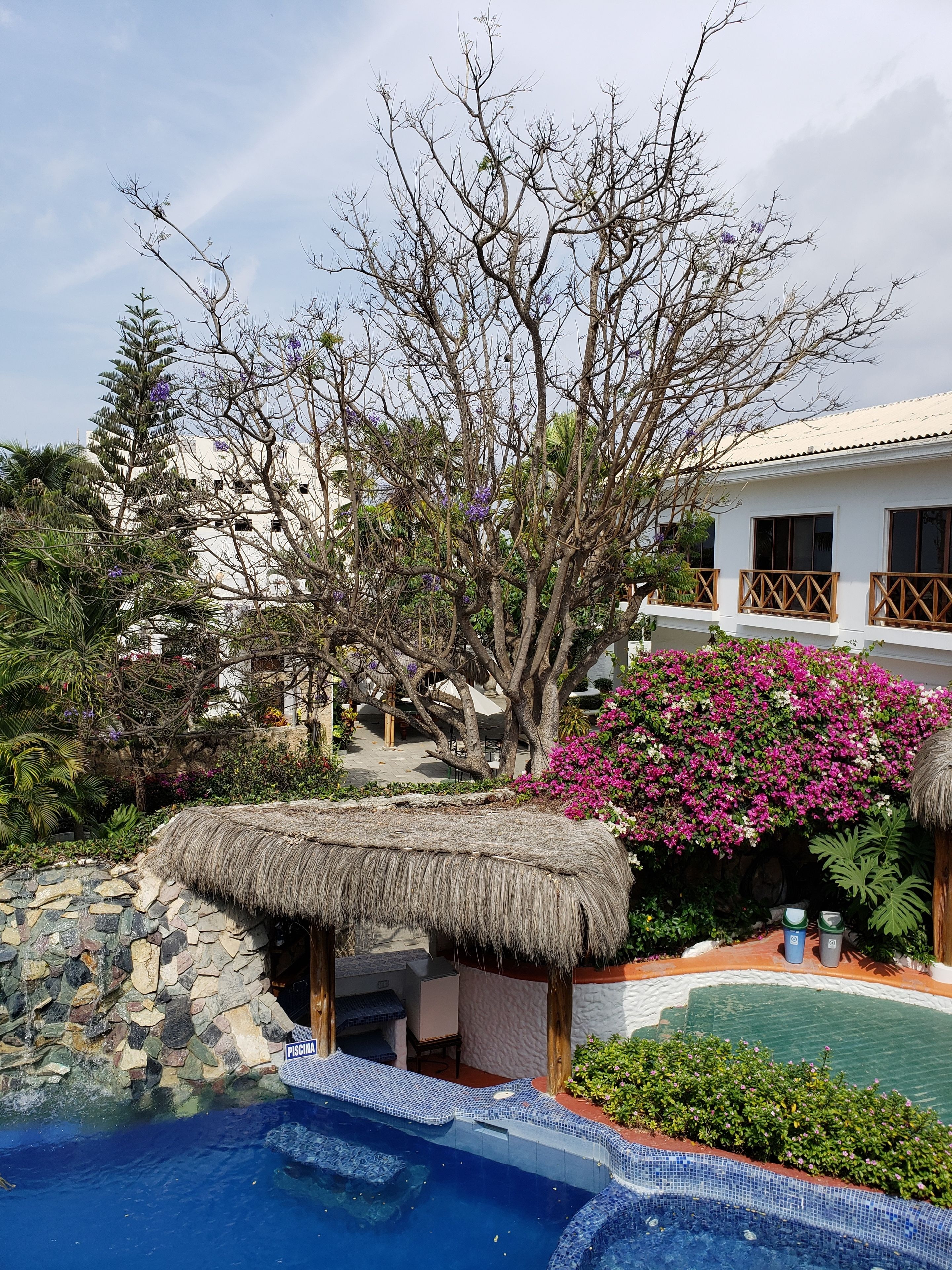 Hosteria Punta Blanca