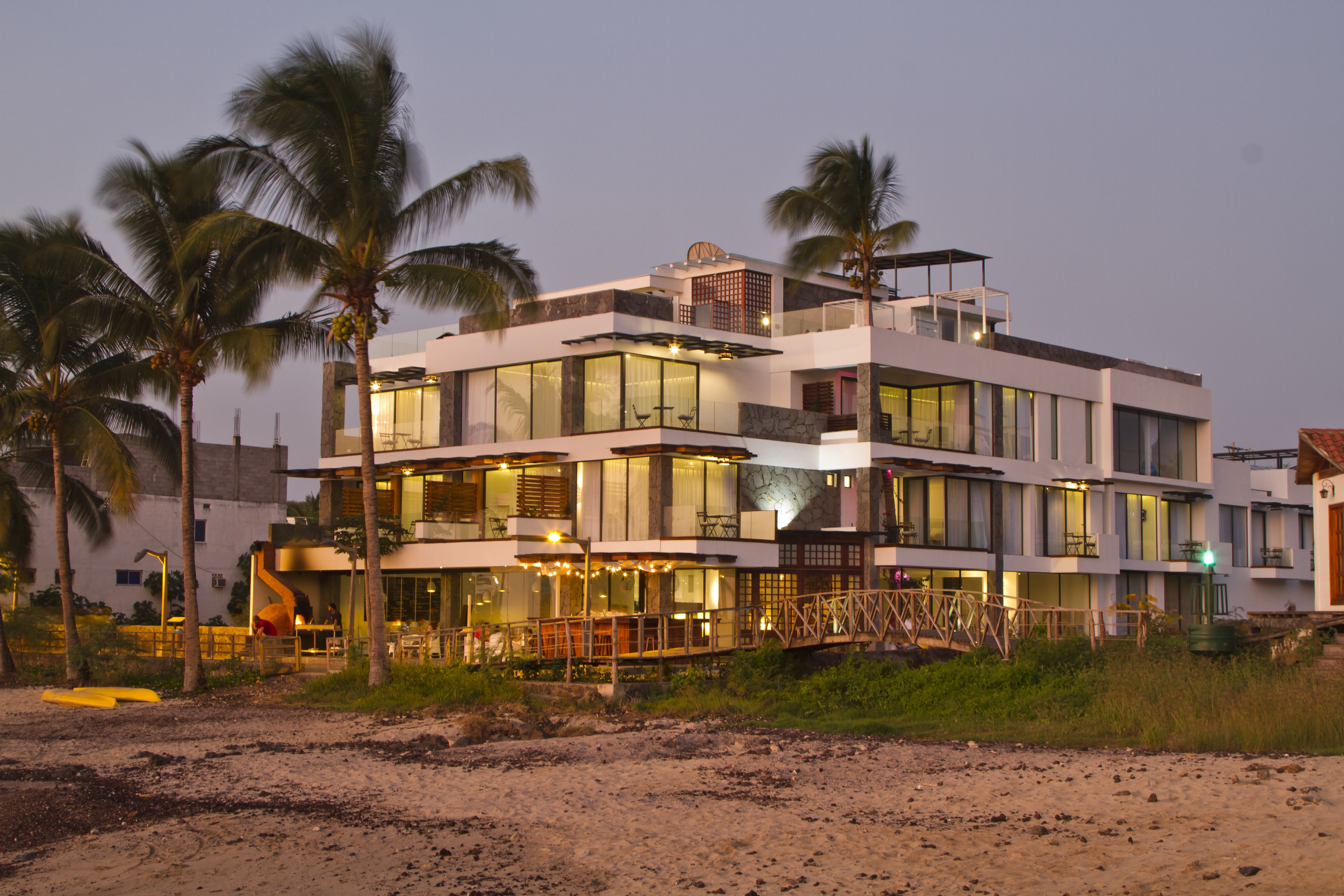 Golden Bay Hotel & Spa