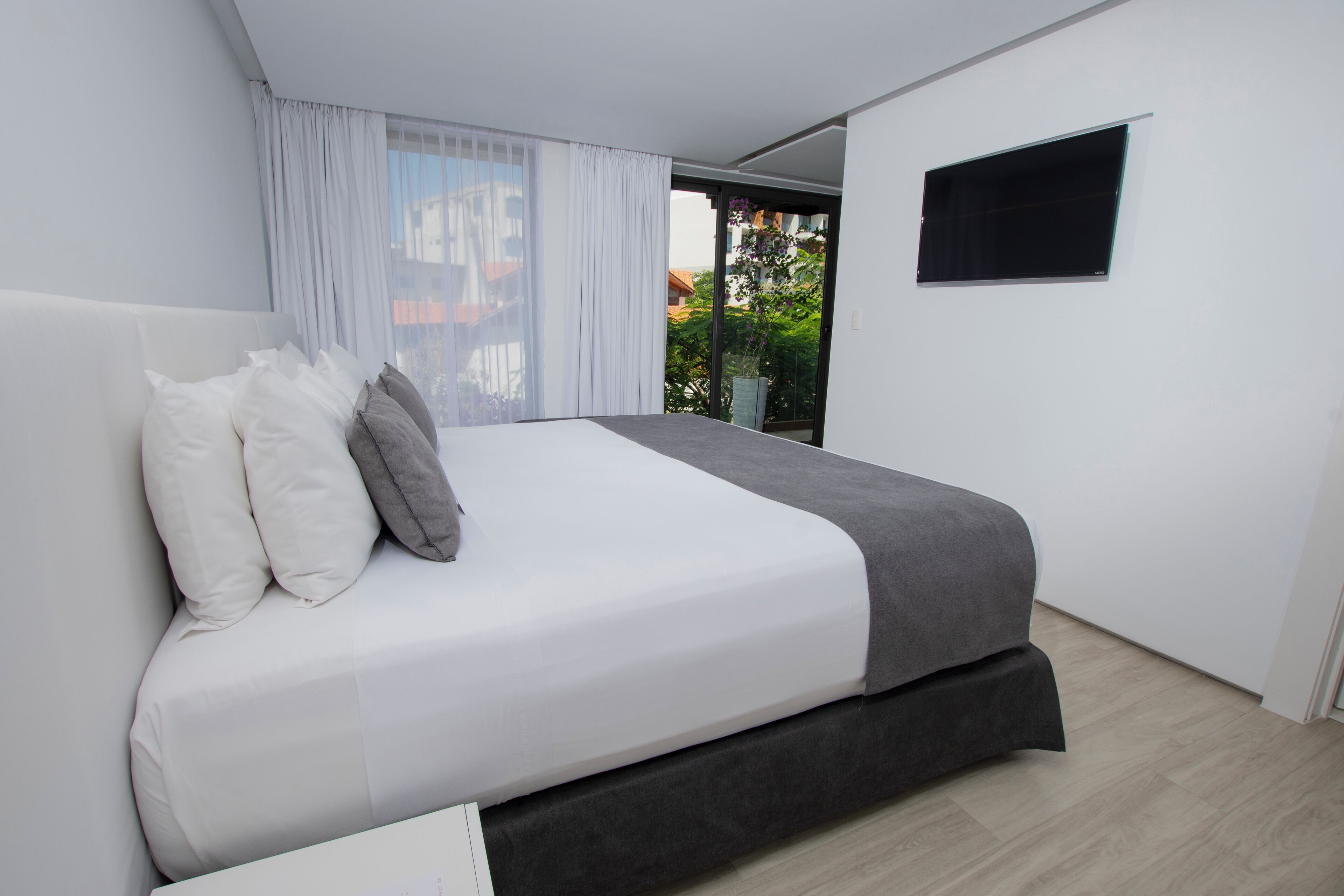 Golden Bay Hotel & Spa