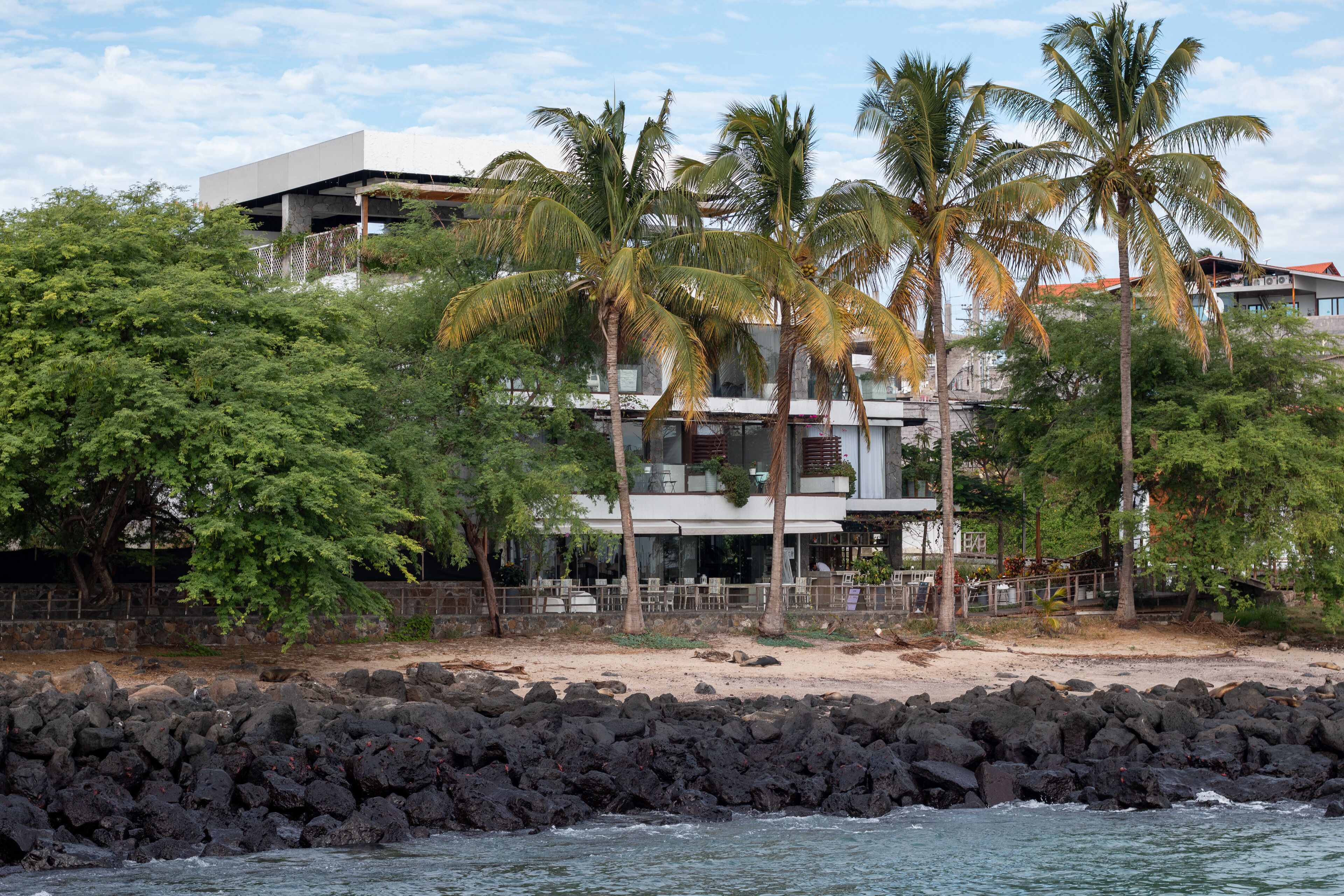 Golden Bay Hotel & Spa